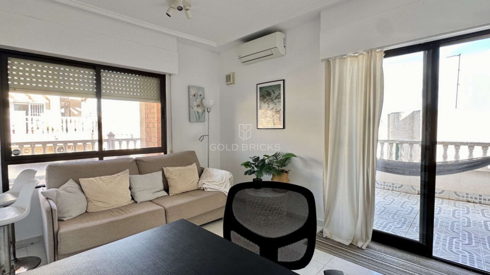 Apartment - Middle Floor Apartment · Sale · Torrevieja · Torrevieja Centro