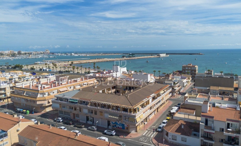 Apartment · Nouvelle construction · Torrevieja · Playa Los Naufragos