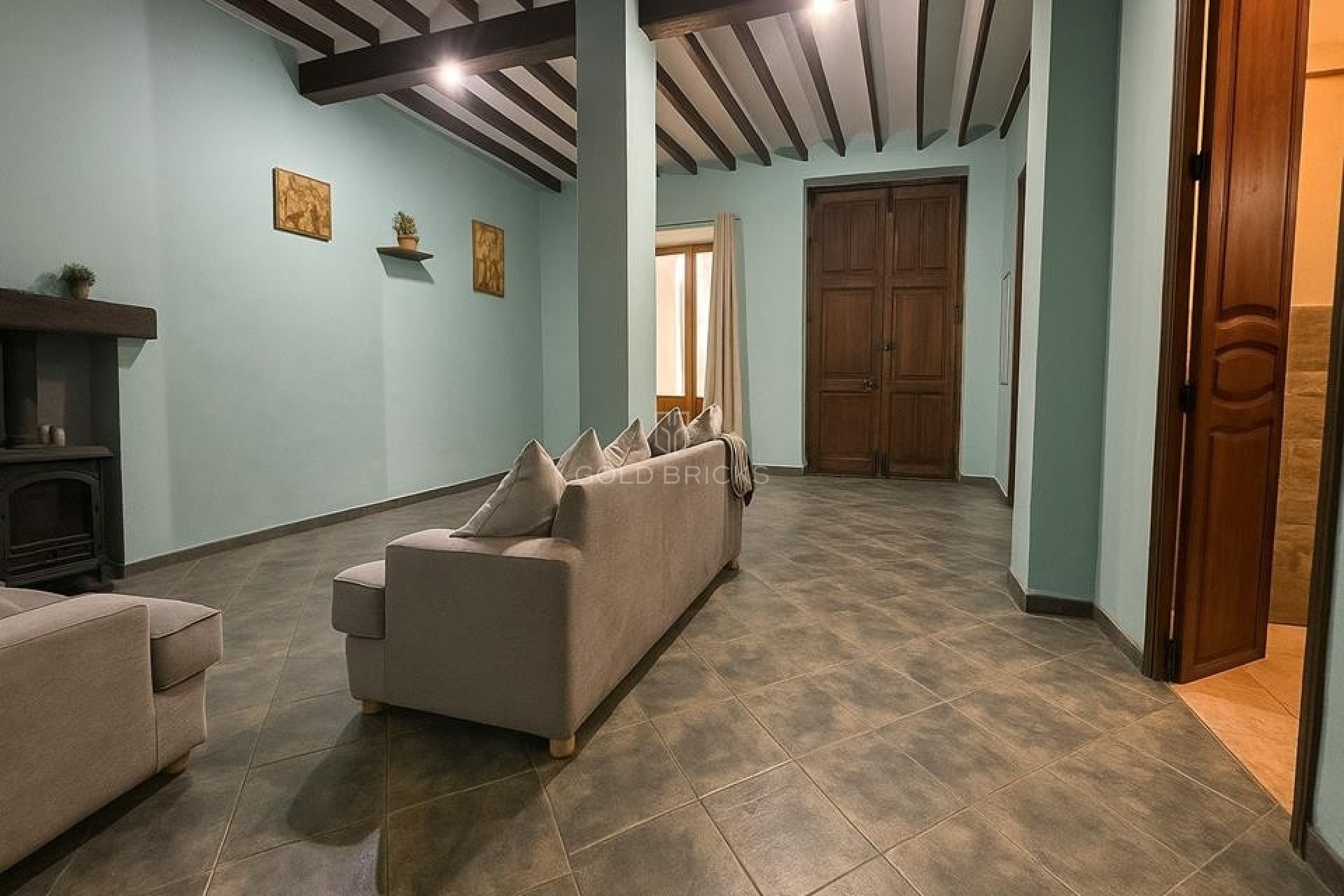 Återförsäljning ·  · Alcalalí · Llosa de Camacho