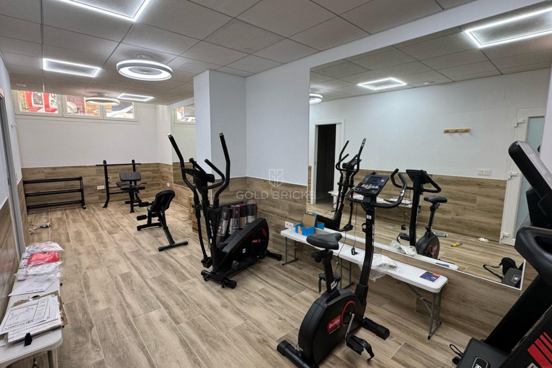 Återförsäljning ·  · Alicante · Alicante Centro