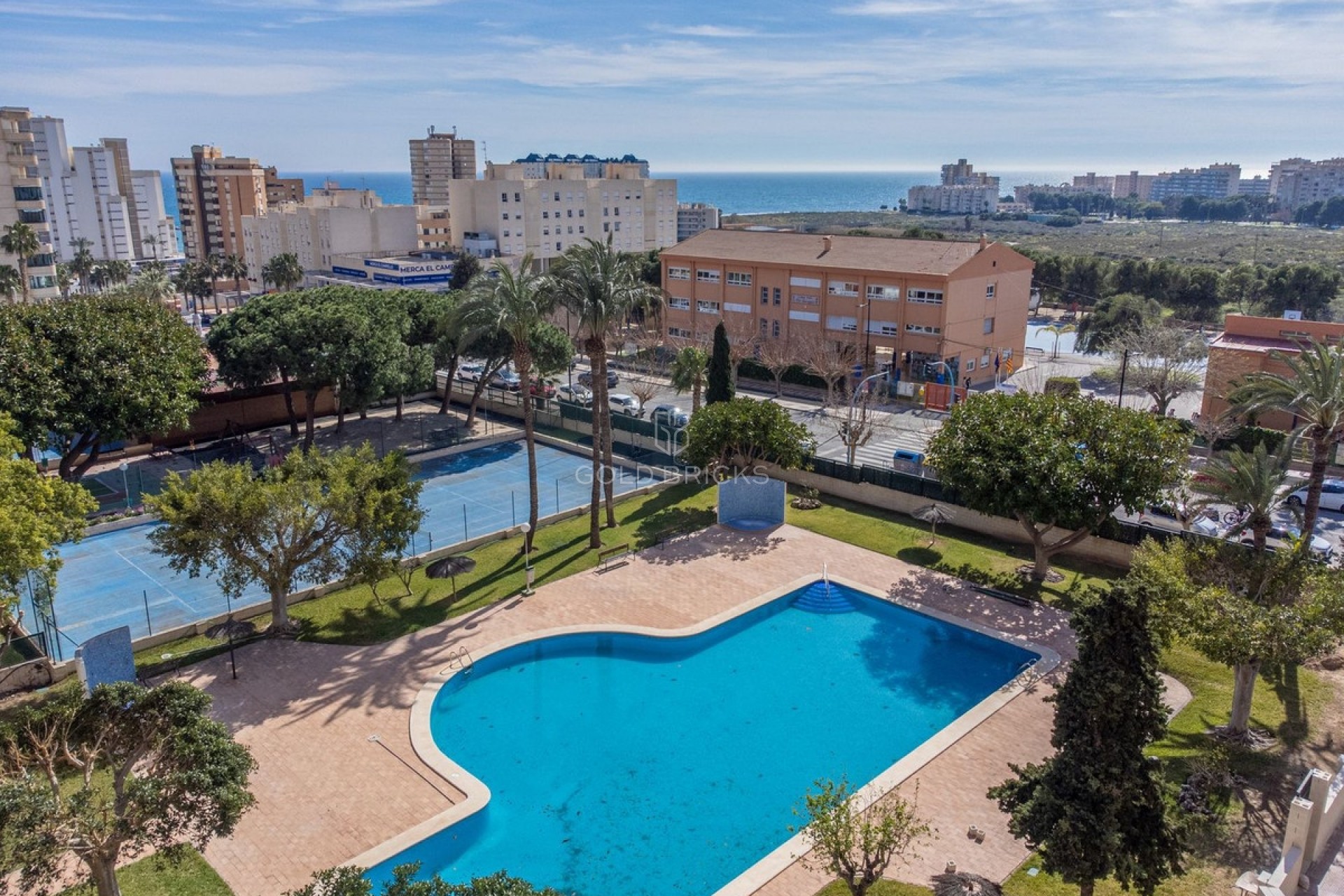 Återförsäljning ·  · Campello - El Campello · Campello - El Campello Centro