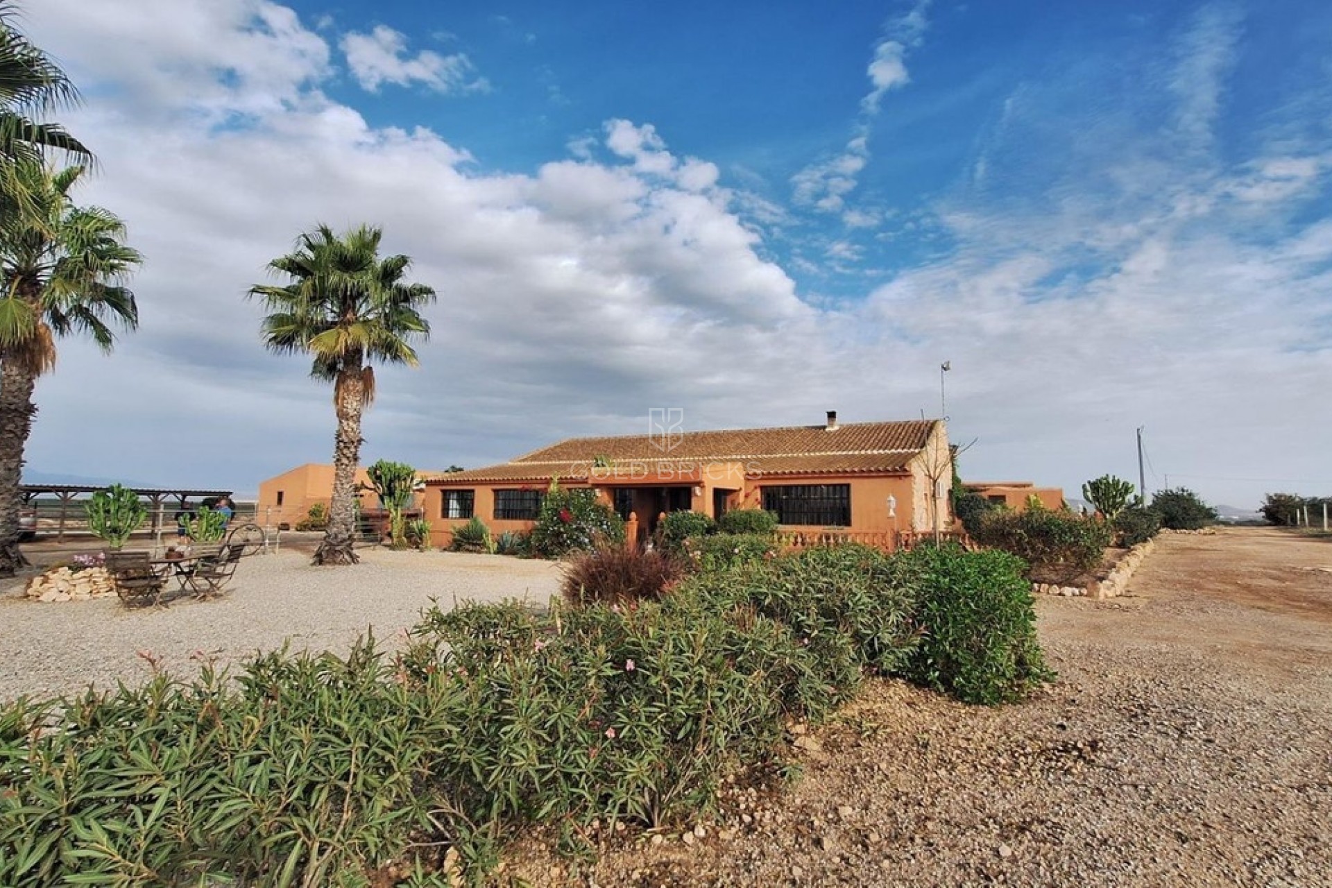 Återförsäljning ·  · Fuente alamo de Murcia