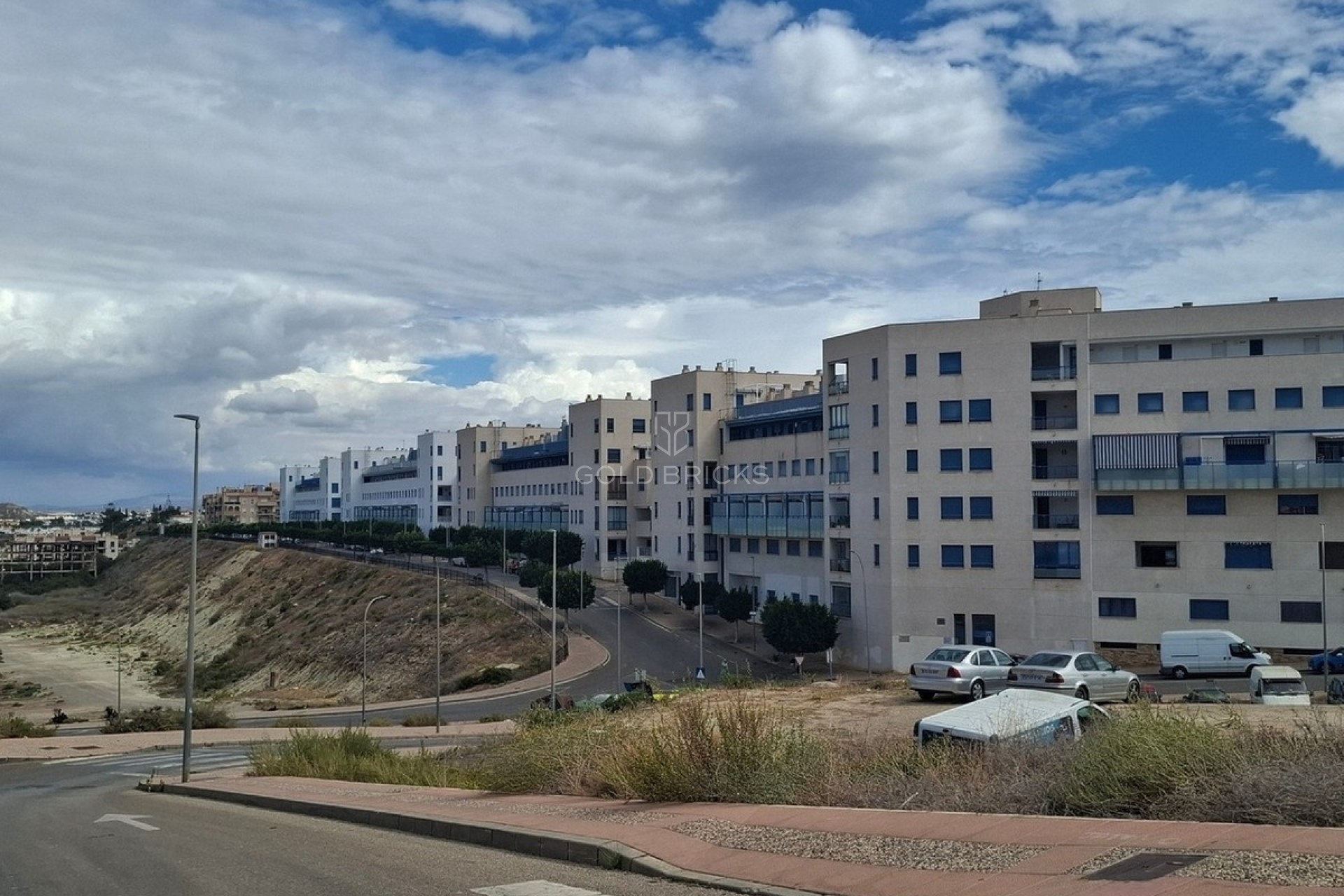 Återförsäljning ·  · Garrucha