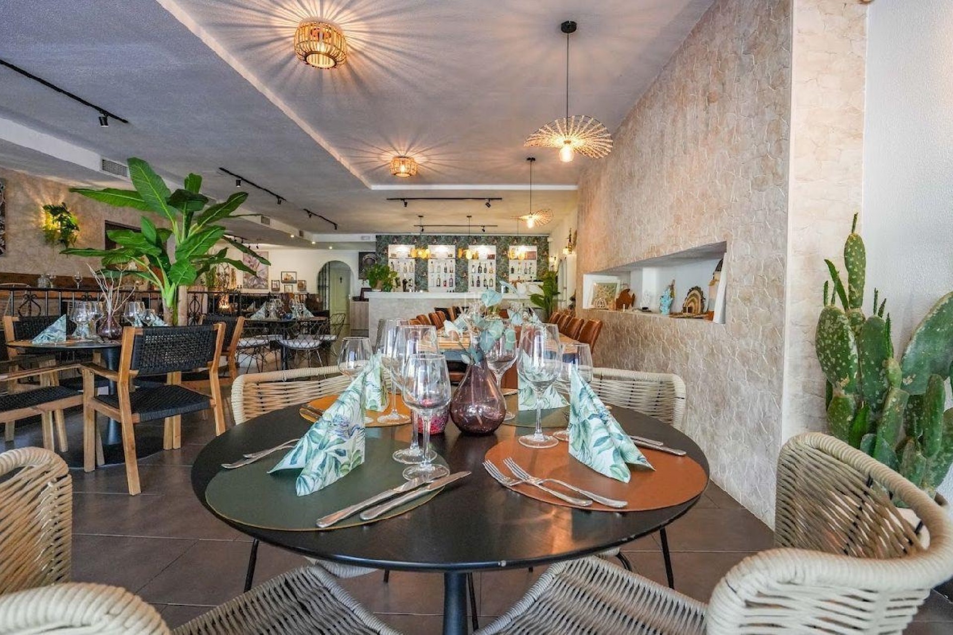 Återförsäljning · Kommersiell · Benijofar · Centro