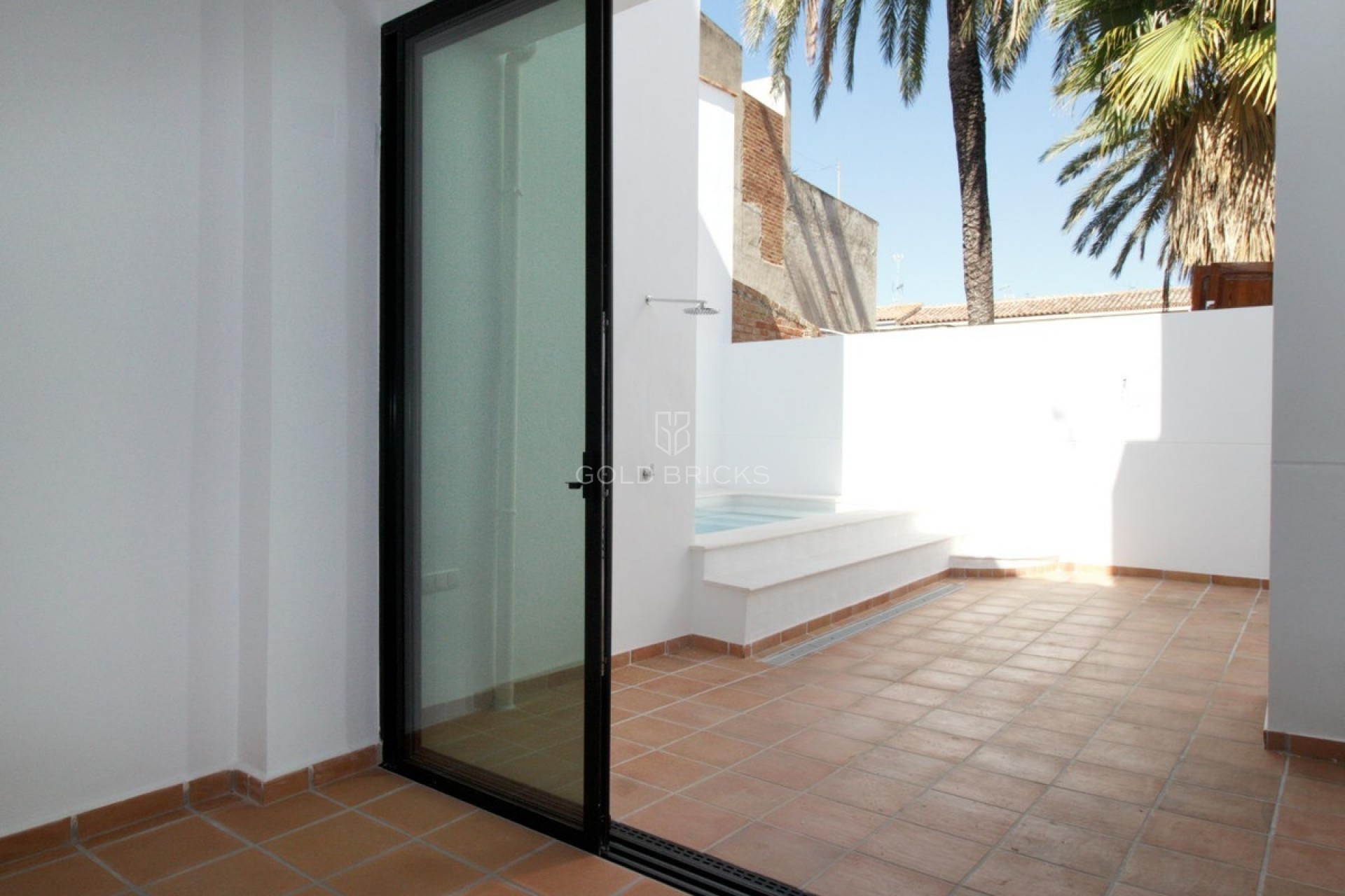 Återförsäljning ·  · Oliva