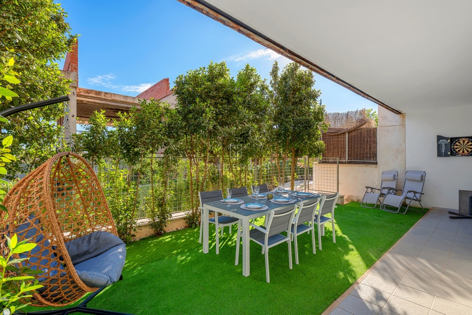 Återförsäljning ·  · Orihuela · Campoamor