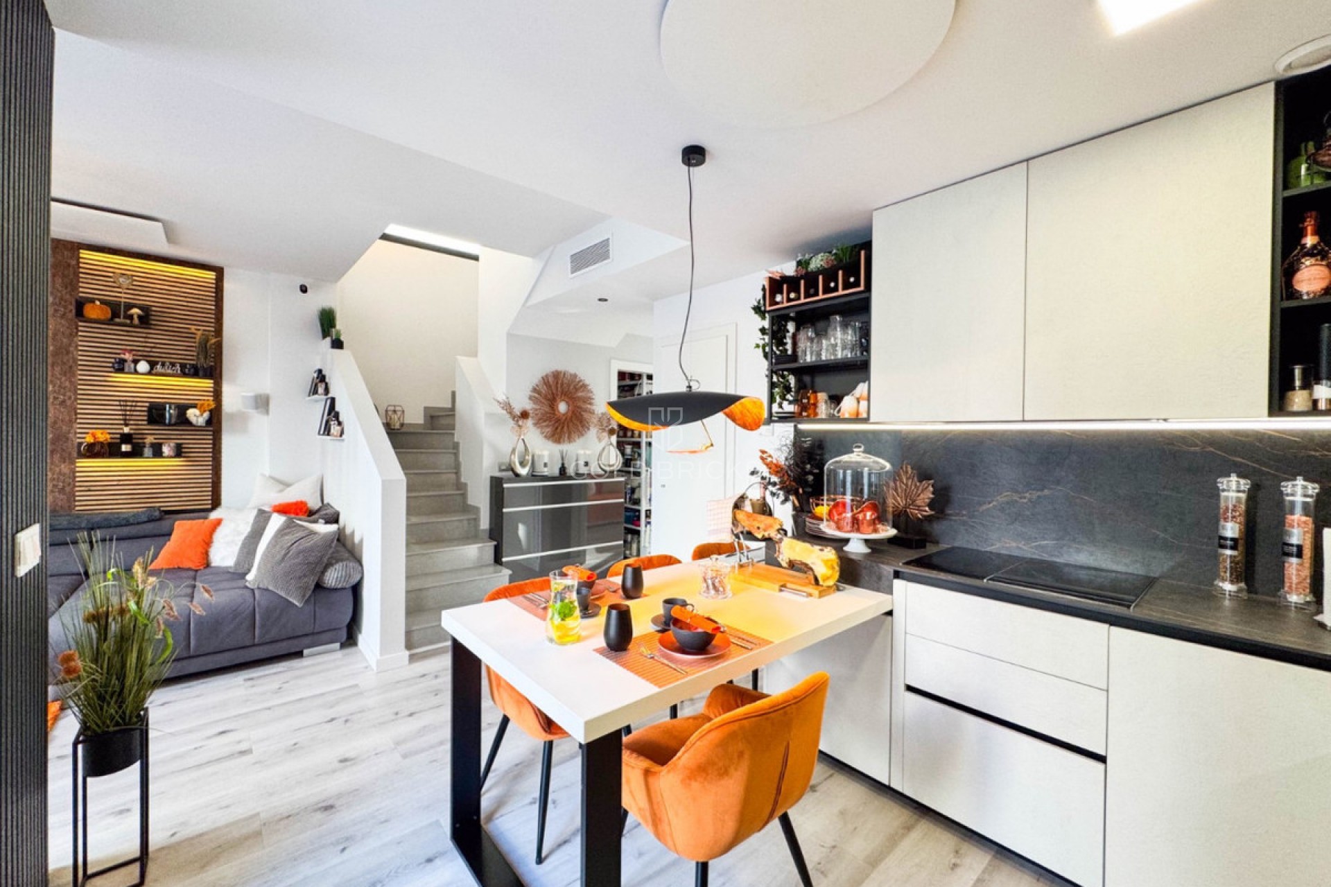 Återförsäljning ·  · Orihuela · Los Altos