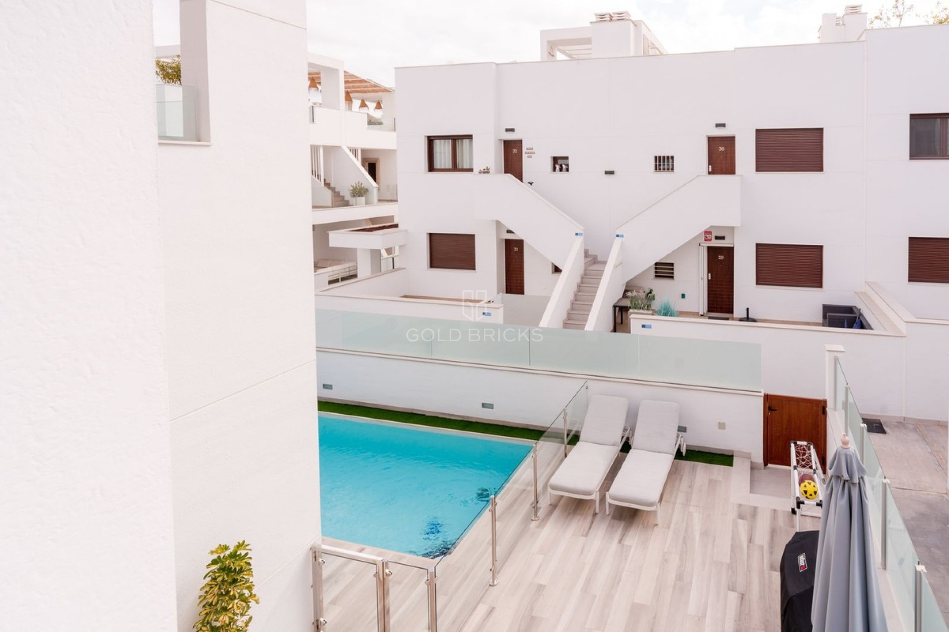 Återförsäljning ·  · Orihuela · Los Balcones