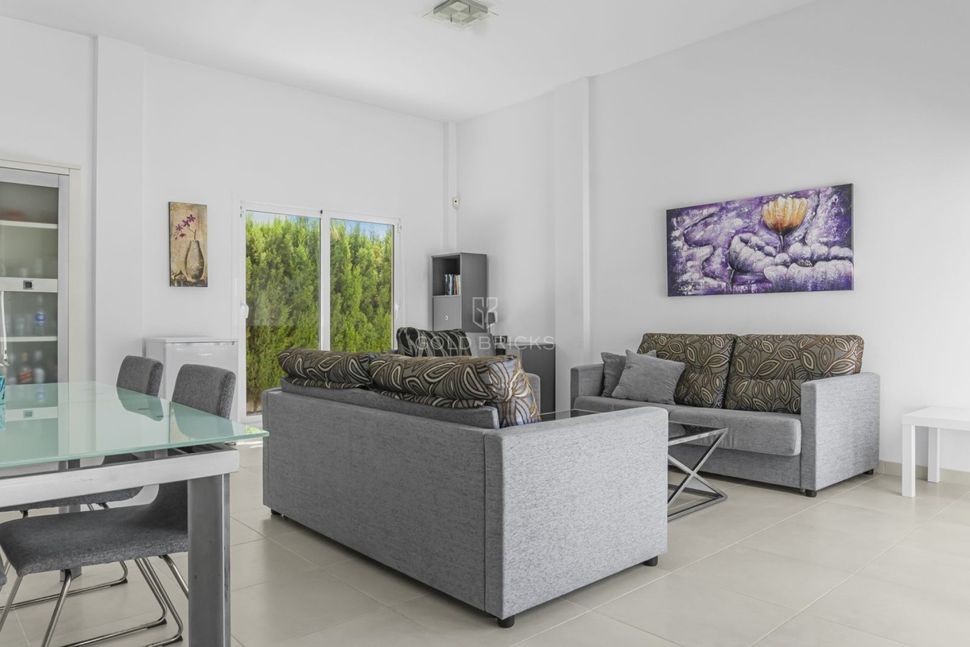 Återförsäljning ·  · Orihuela · Mil Palmeras