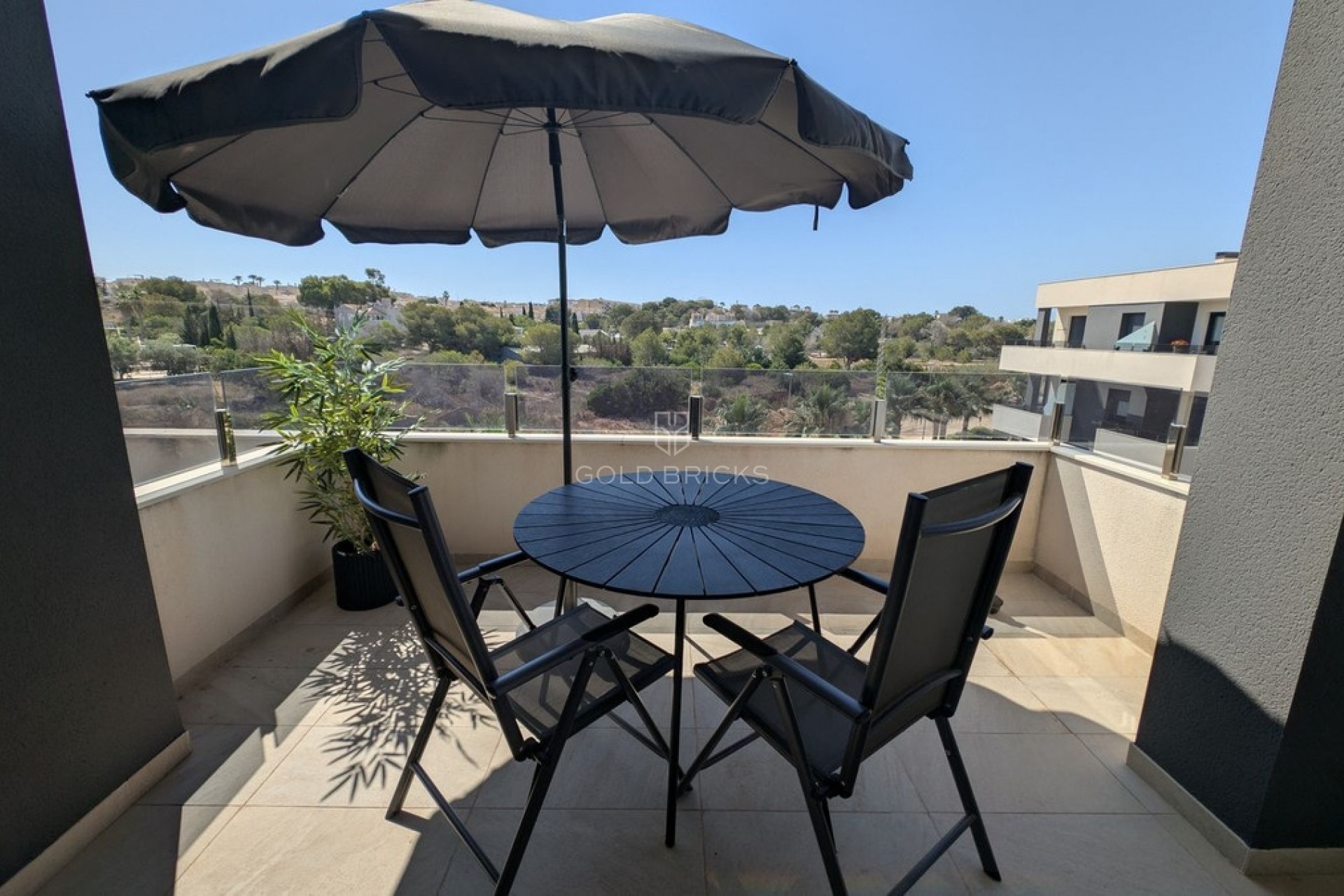 Återförsäljning ·  · Orihuela · Villamartin