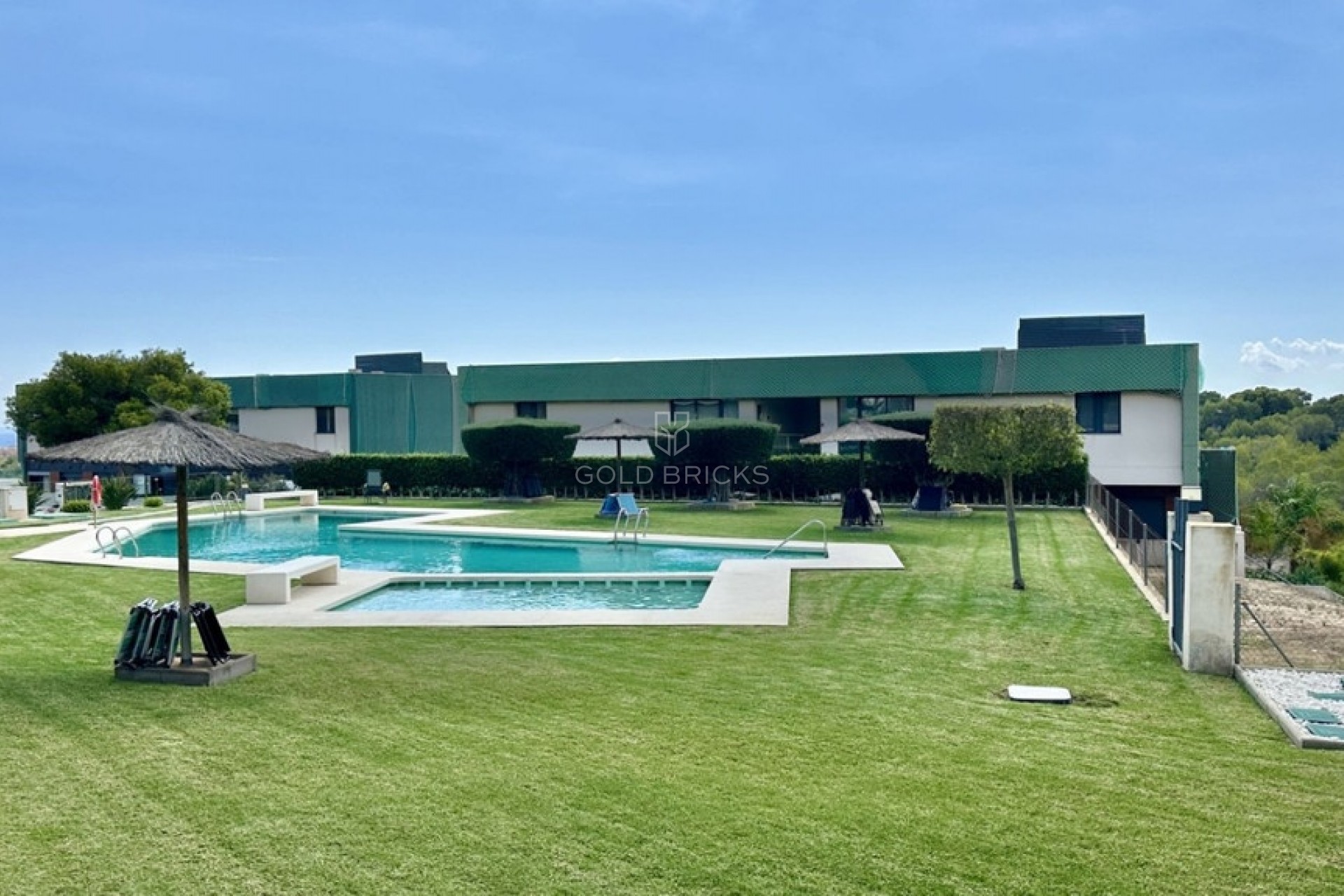 Återförsäljning ·  · Orihuela · Villamartin