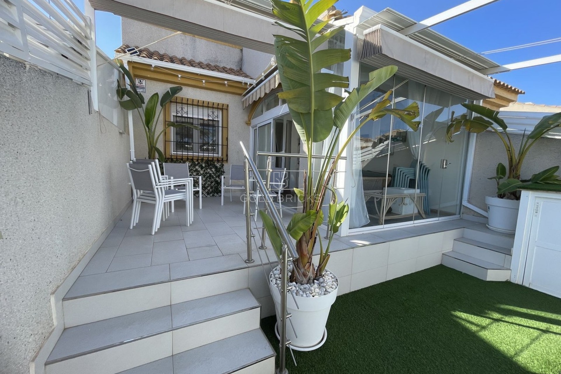 Återförsäljning ·  · Pilar de la Horadada · Torre De La Horadada