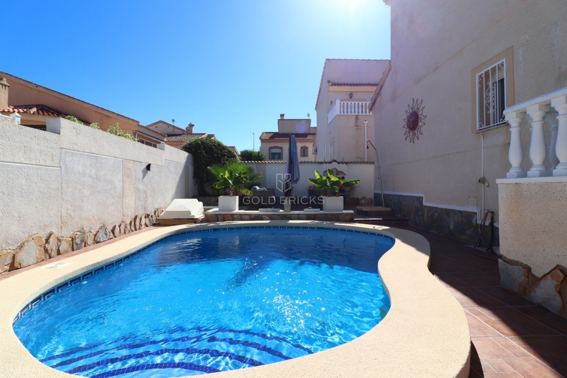 Återförsäljning ·  · Rojales · Benimar