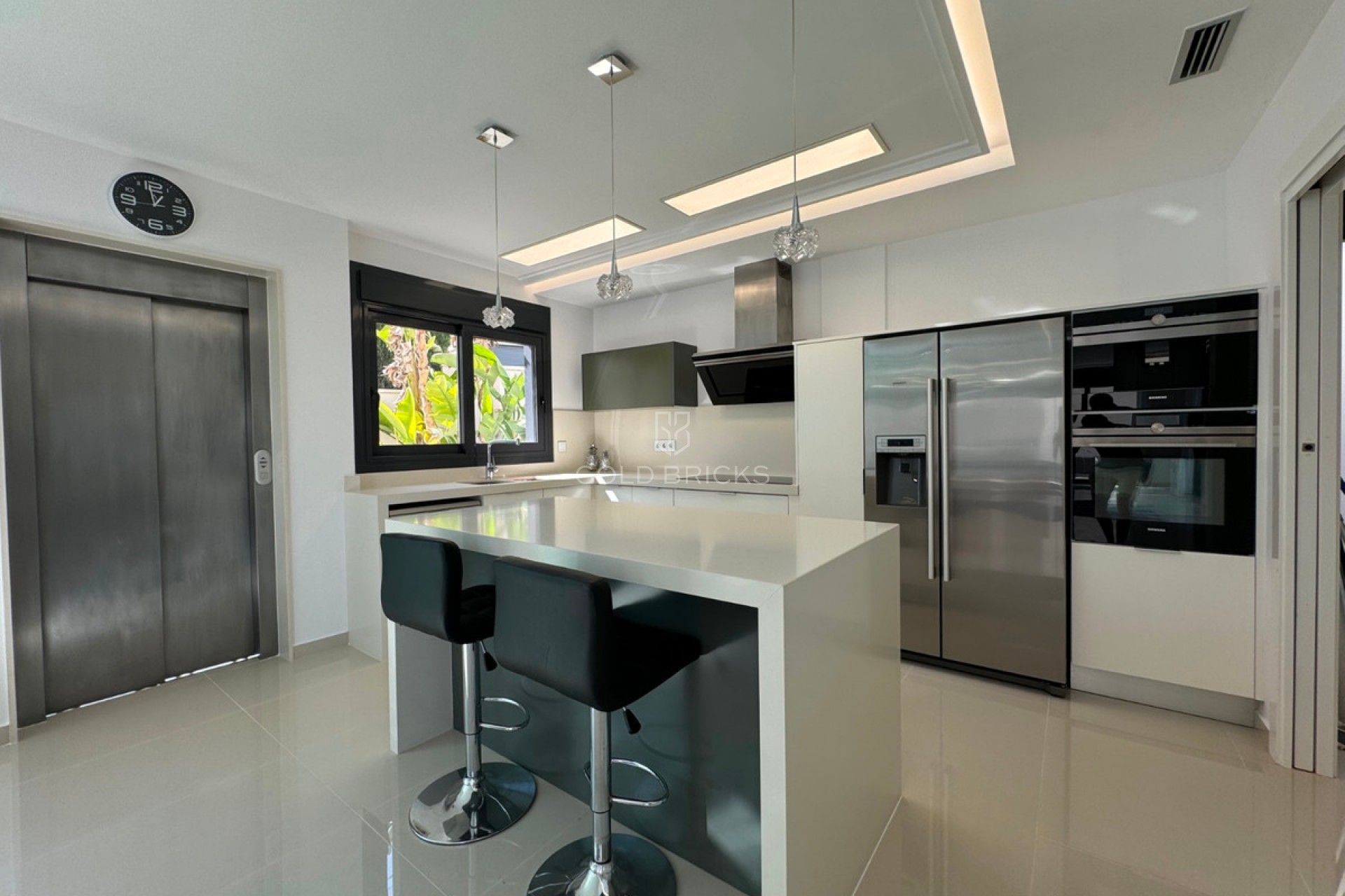 Återförsäljning ·  · San Miguel de Salinas · San Miguel de Salinas Centro