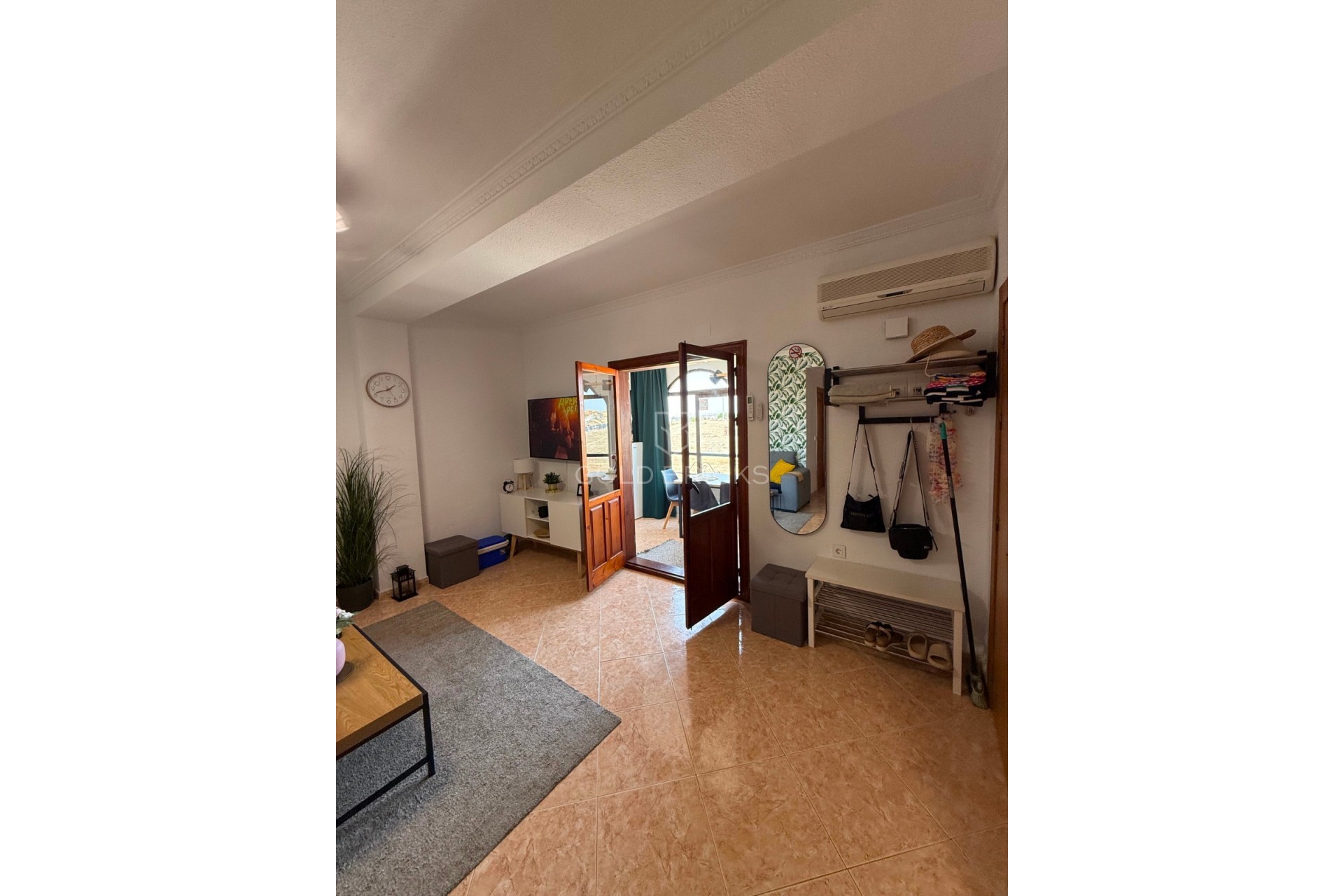 Återförsäljning ·  · Torrevieja · La Mata