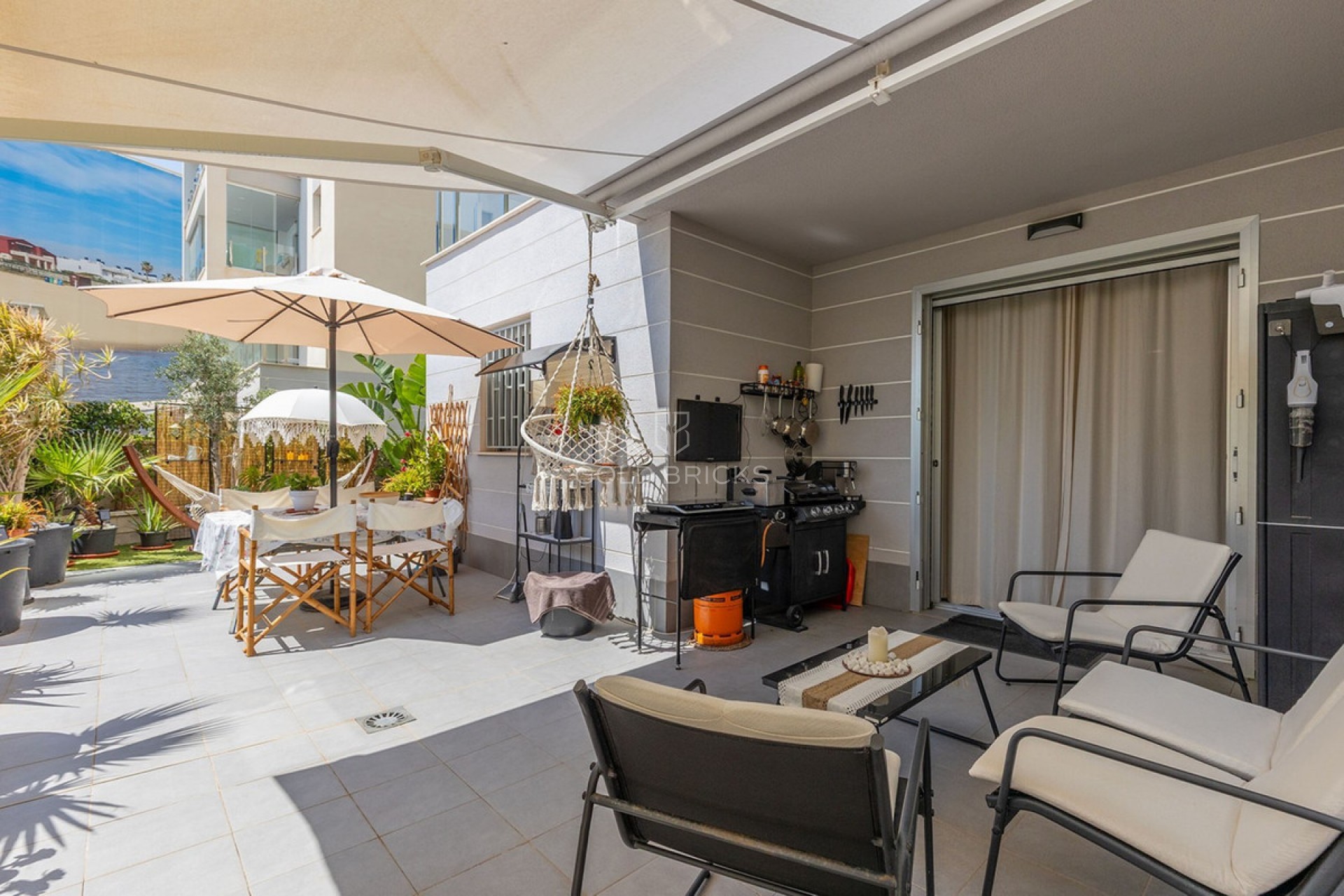 Återförsäljning ·  · Torrevieja · La Mata