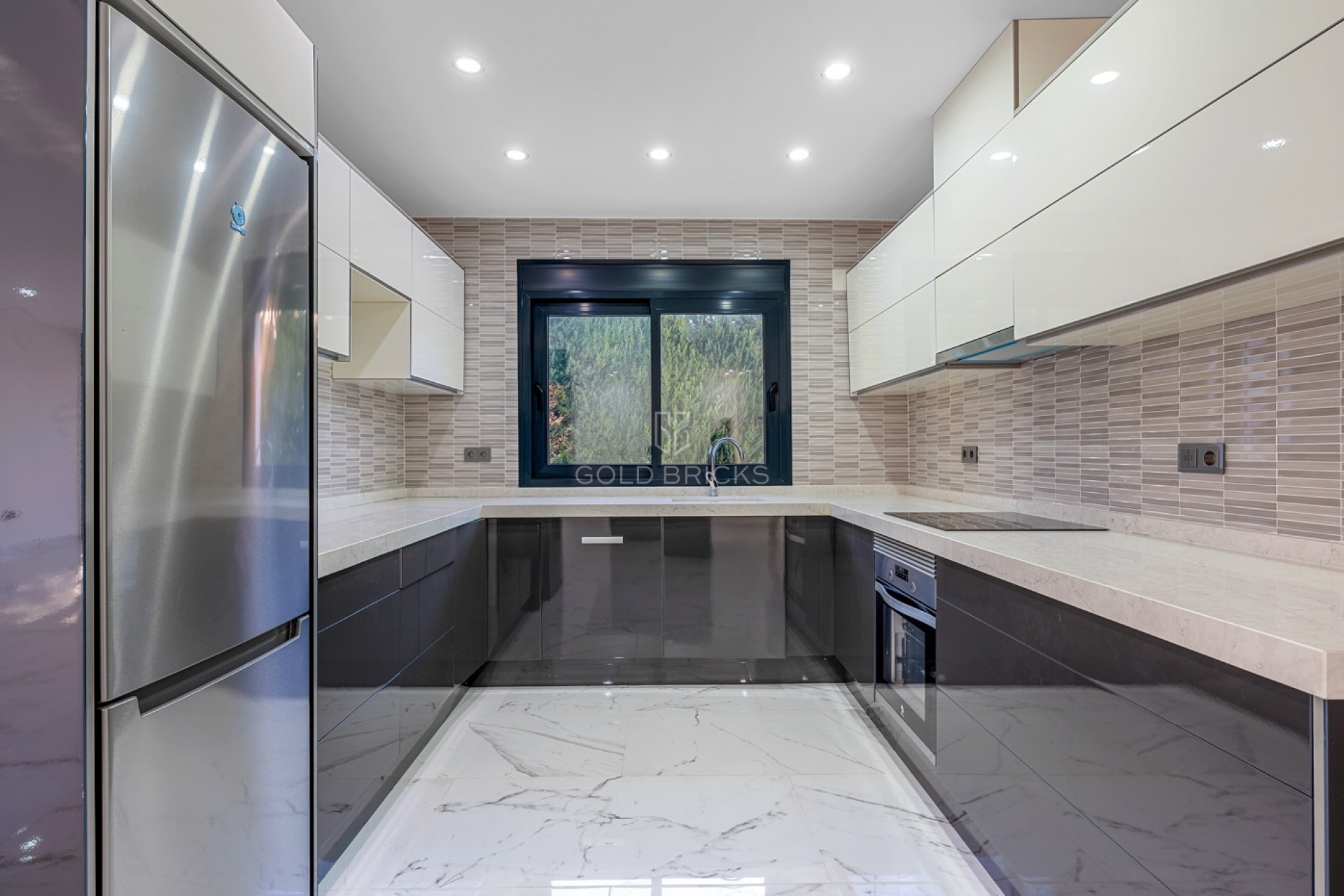 Återförsäljning · Villa · Campoamor