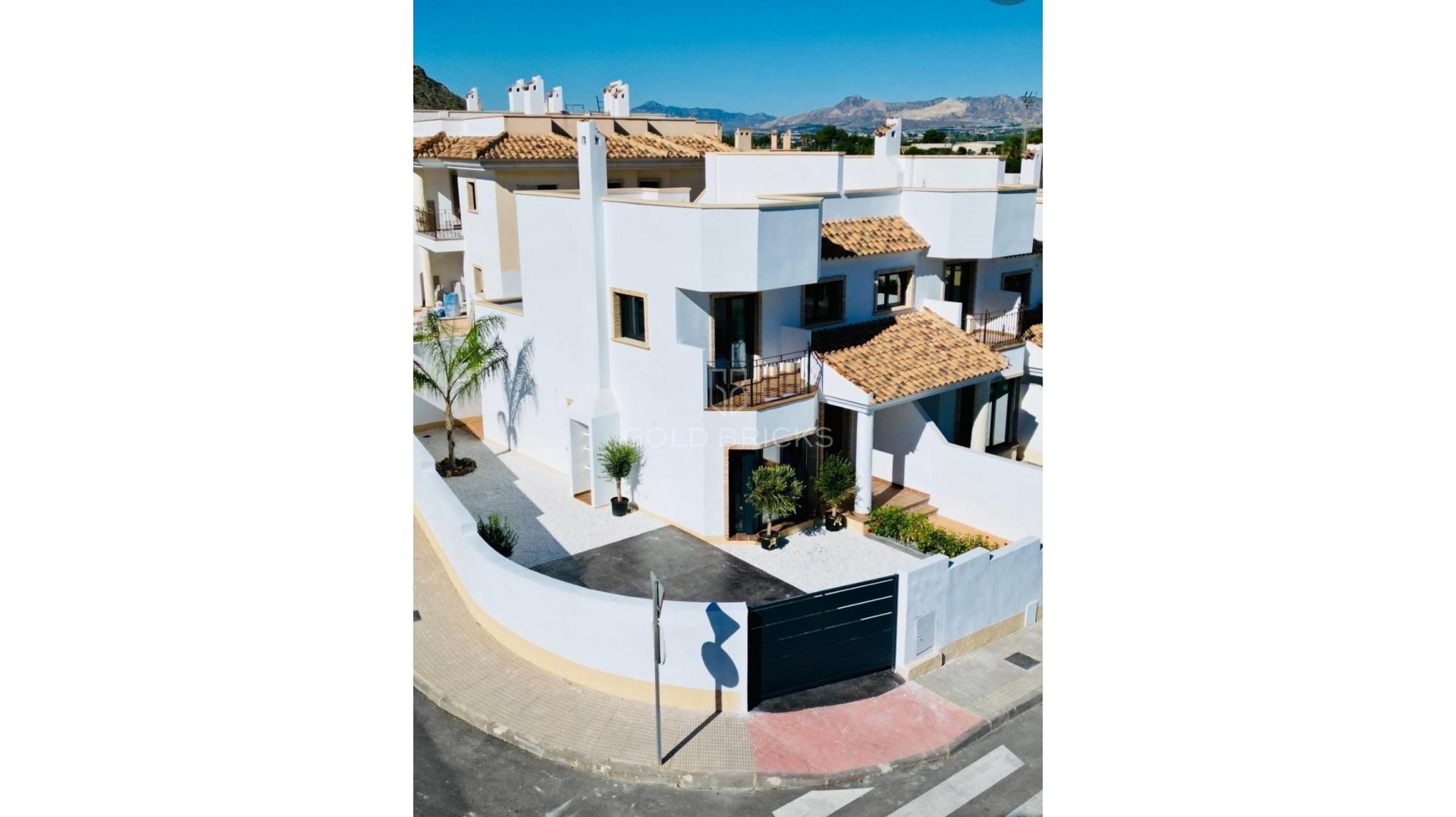 Bungalow · Nouvelle construction · Cox · San Fernando