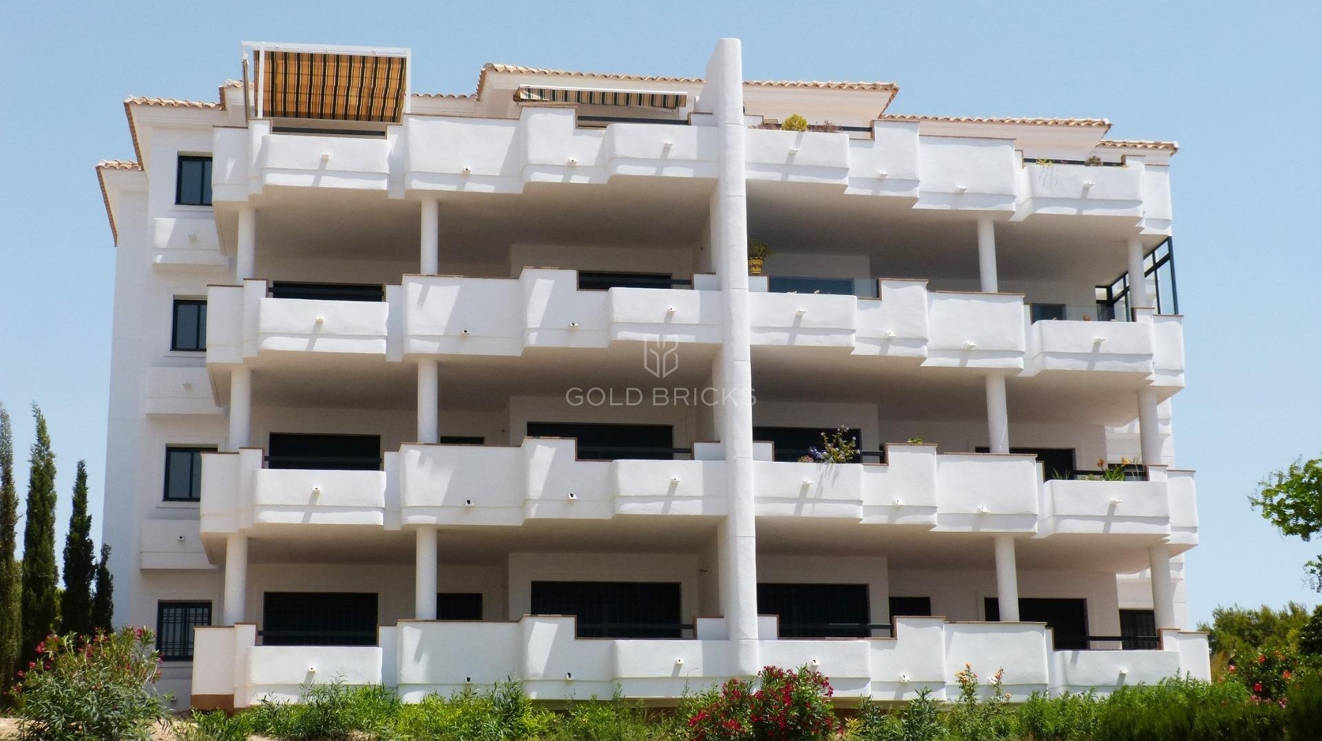 Daszek · Nowa konstrukcja · Orihuela Costa · Lomas de Campoamor