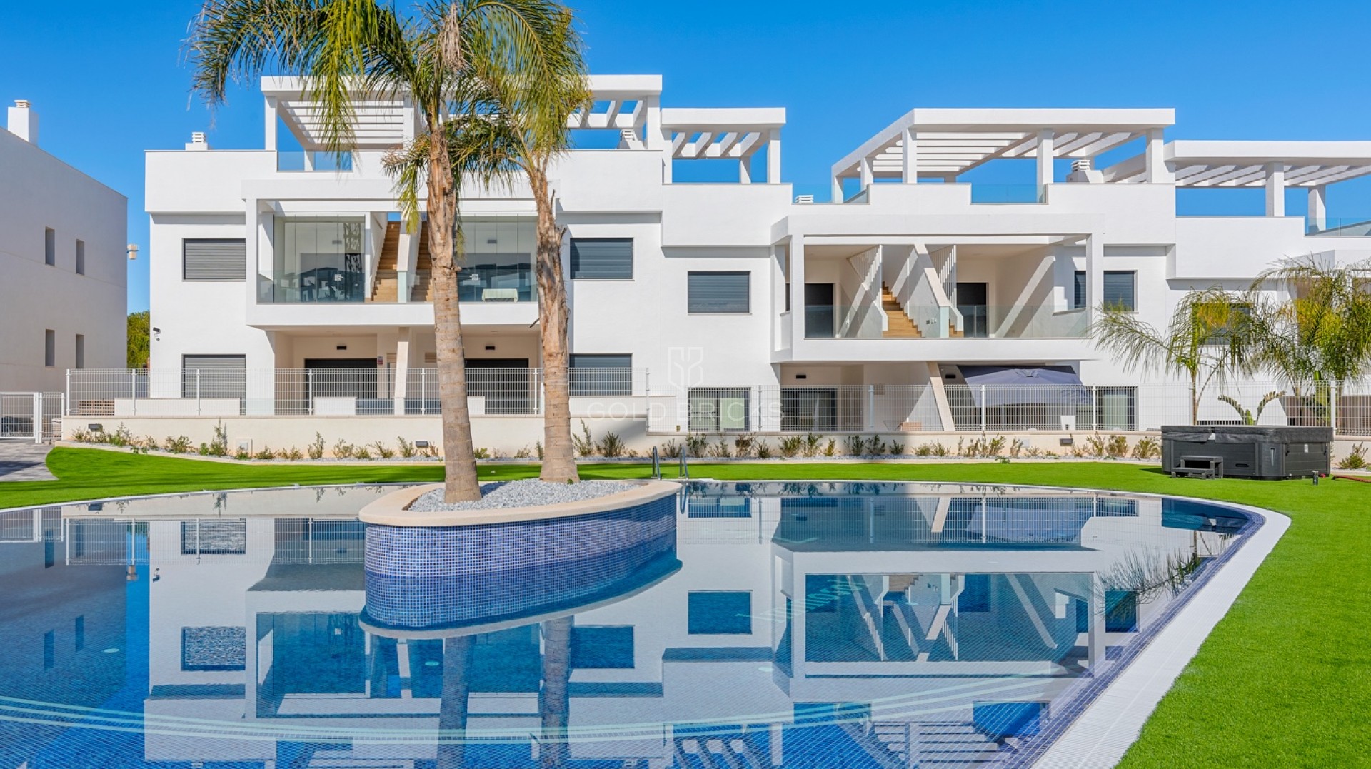 Daszek · Sprzedaż · Torrevieja · Los balcones