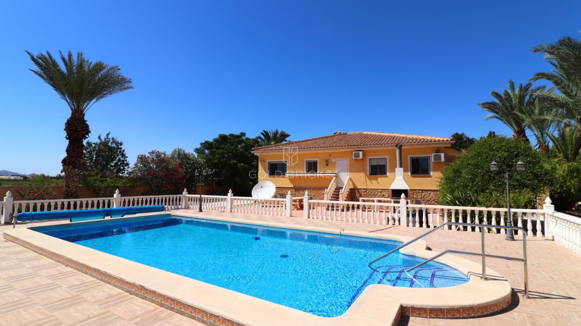 House - Detached Villa · Sale · Catral · Catral Centro