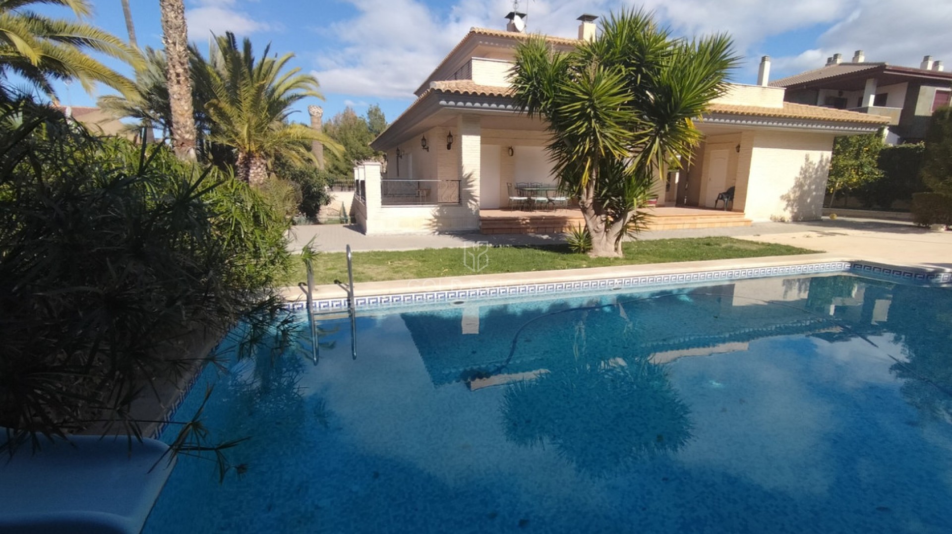 House - Detached Villa · Sale · Elda · Elda Centro