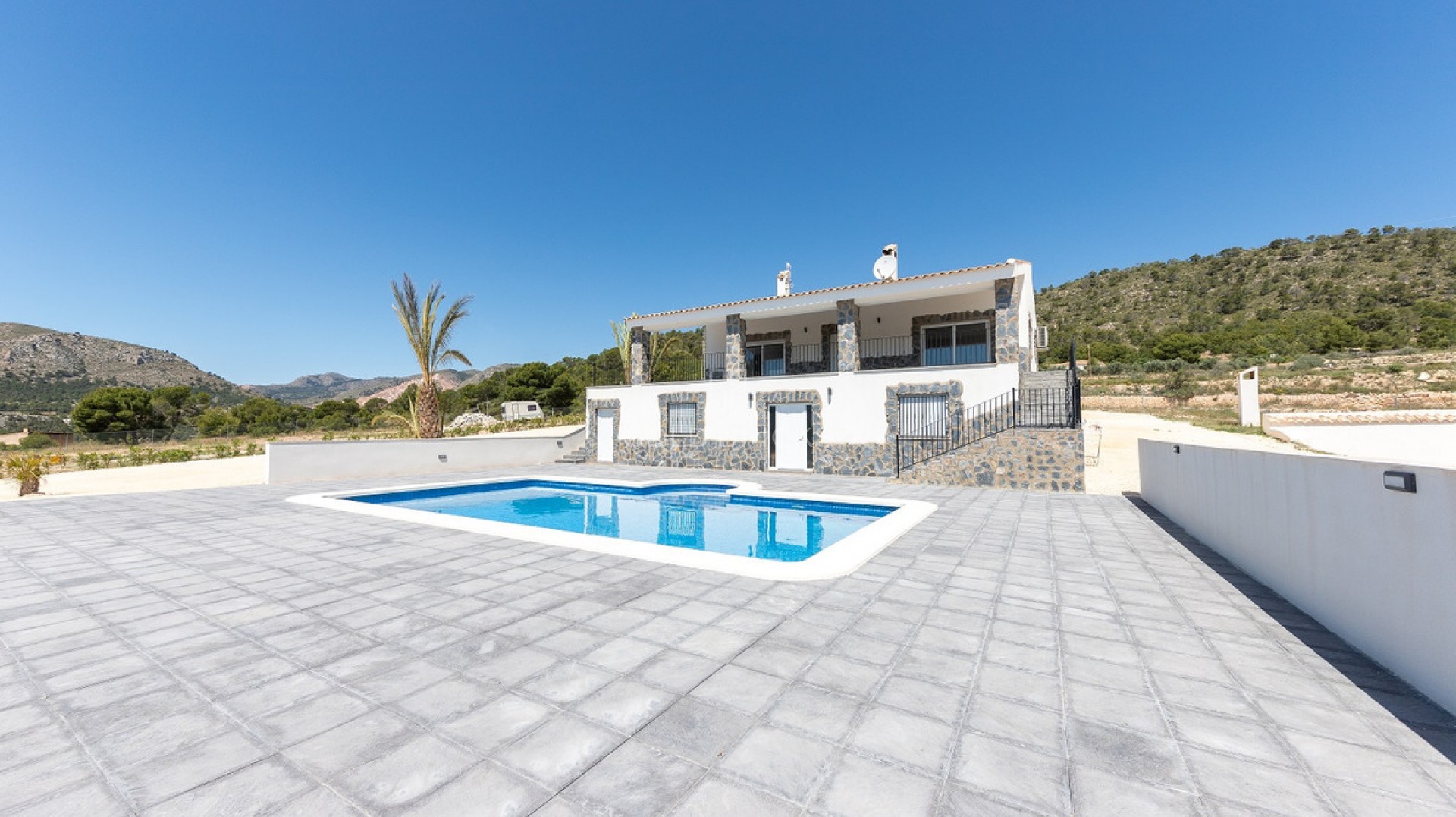 House - Detached Villa · Sale · La Romana · La Romana Centro