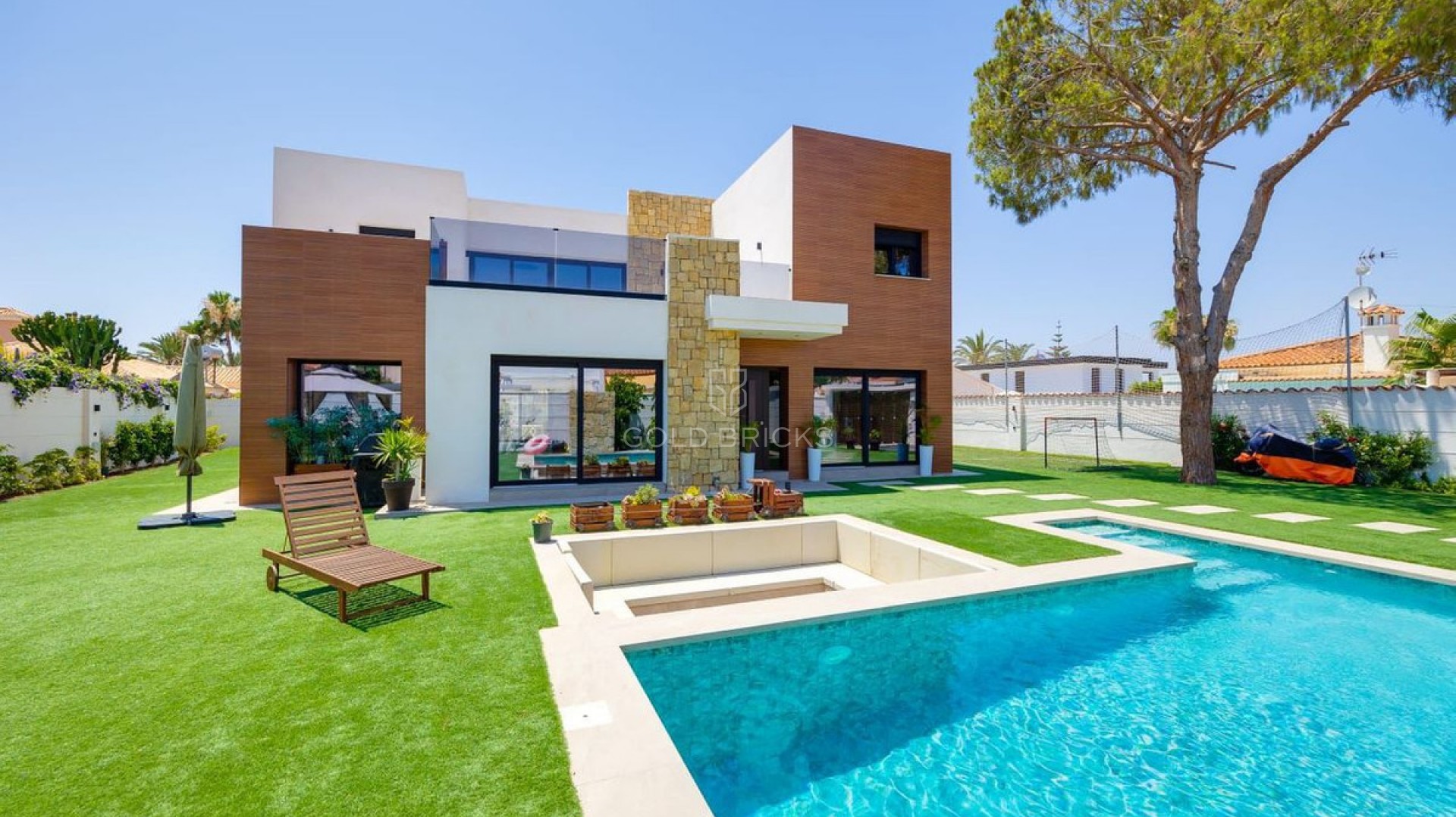 House - Detached Villa · Sale · Torrevieja · Torrevieja Centro