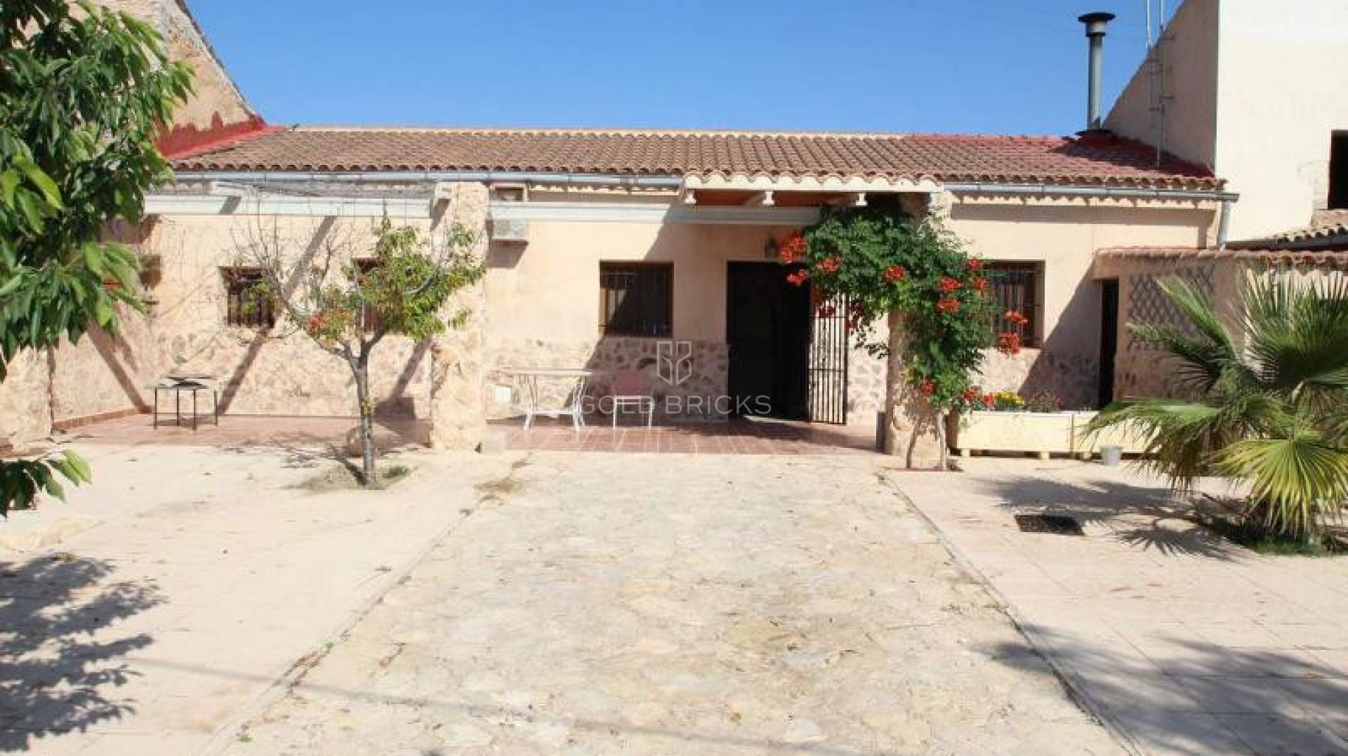 House - Finca - Cortijo · Sale · Pinoso · Pinoso Centro