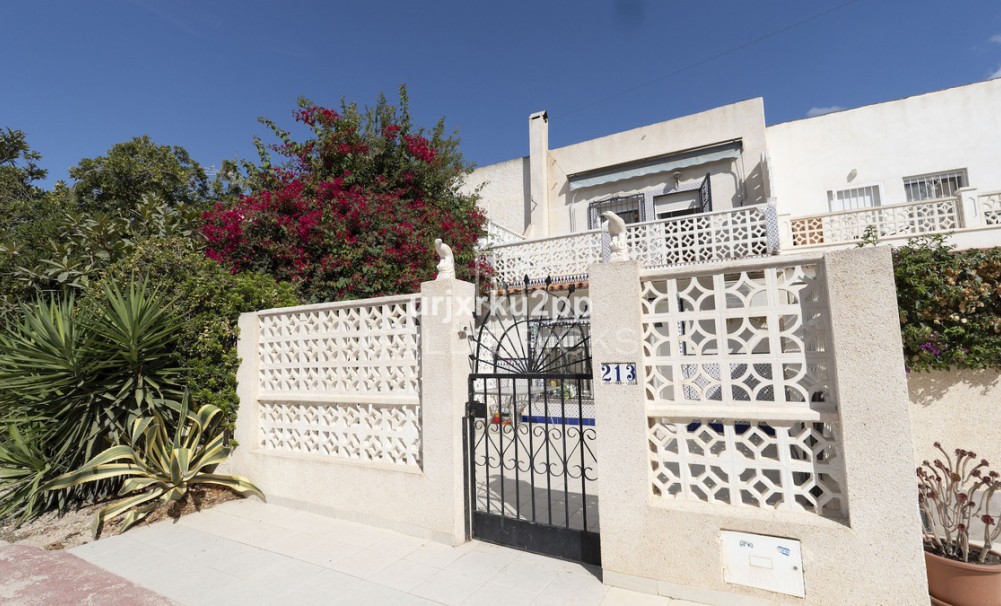 House - Townhouse · Sale · Torrevieja · Torrevieja Centro