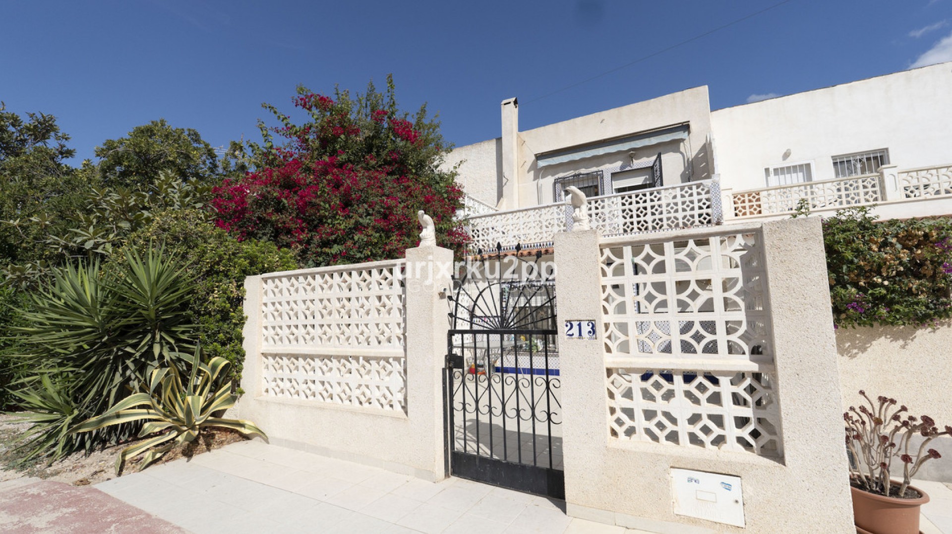 House - Townhouse · Sale · Torrevieja · Torrevieja Centro
