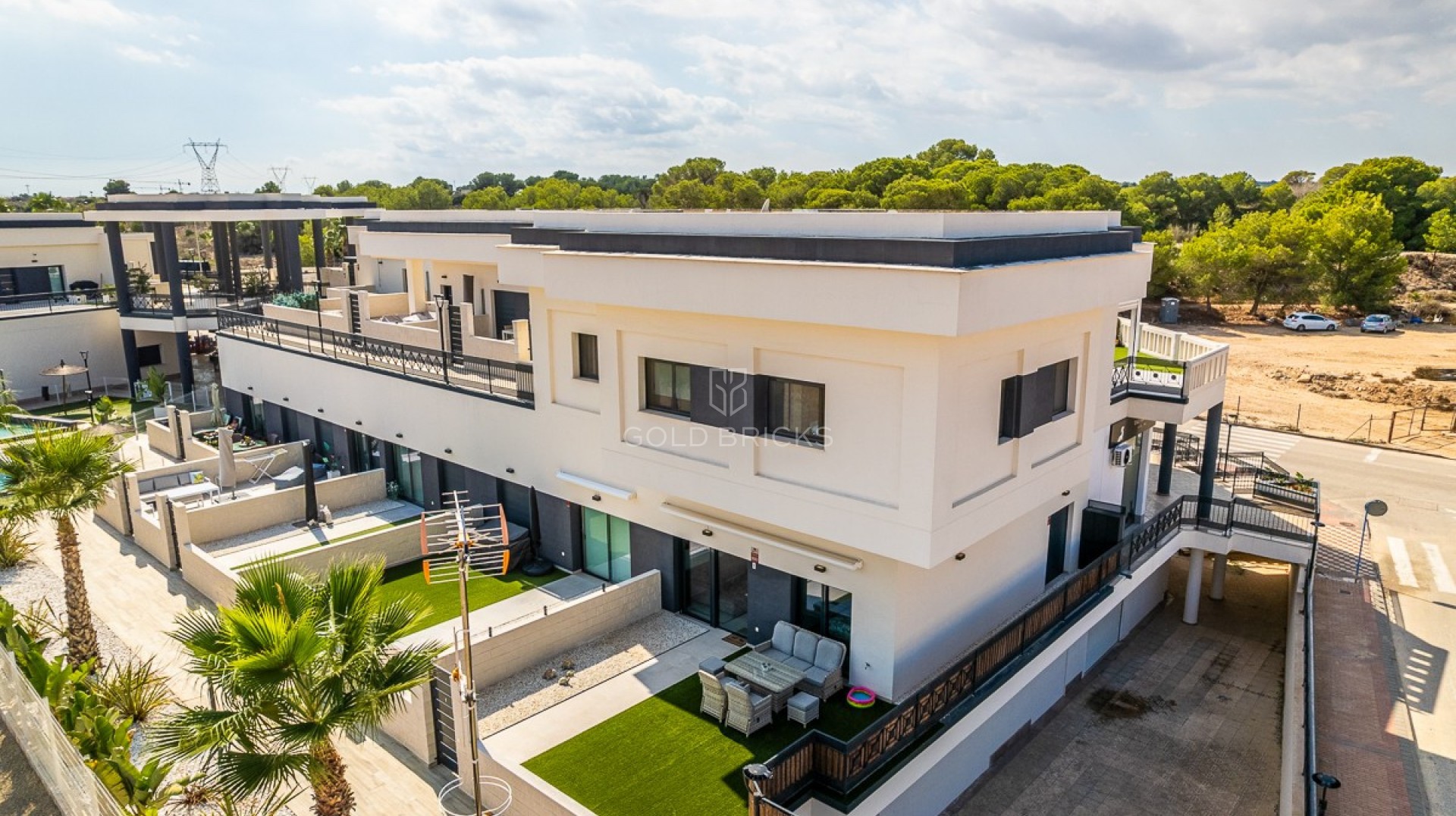  · Resale · Algorfa · Lo crispin