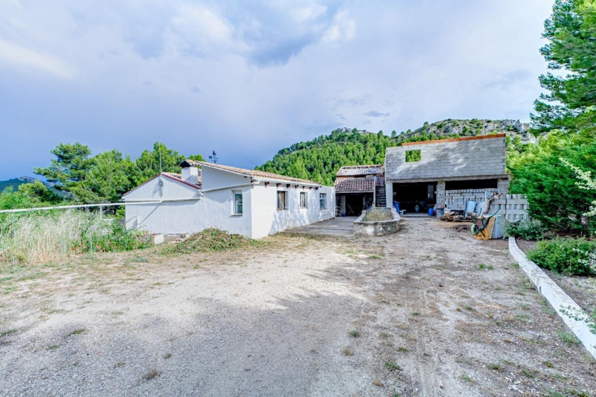 Resale ·  · Confrides · Confrides Centro