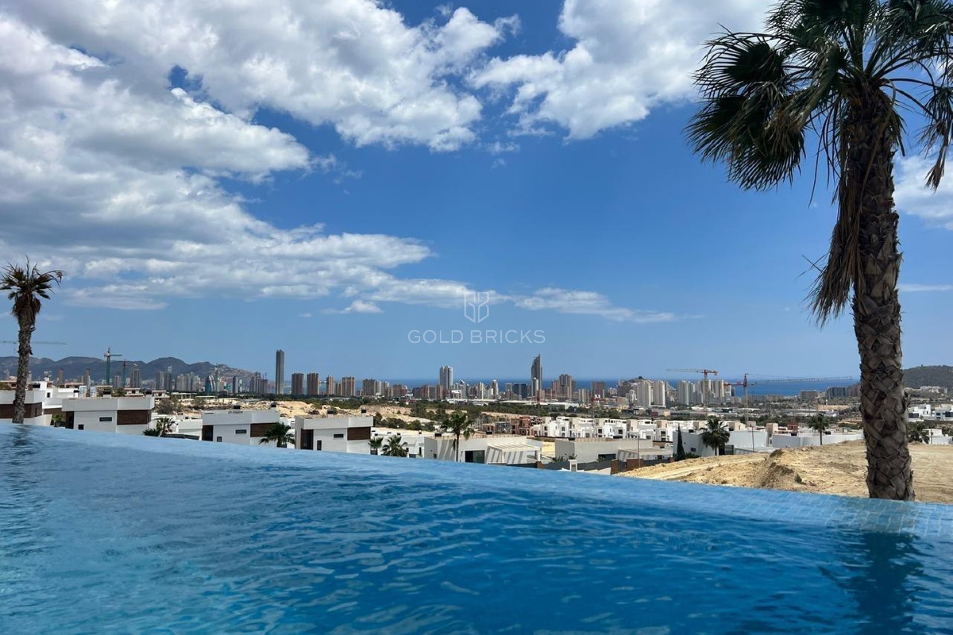 Resale ·  · Finestrat