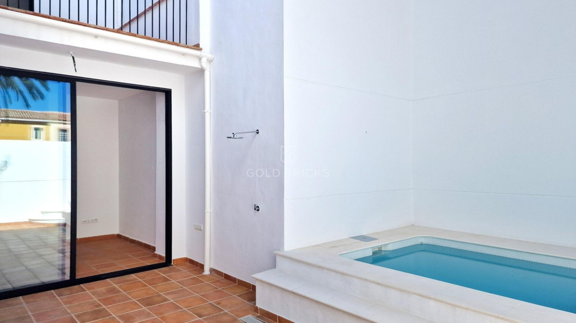  · Resale · Oliva · Oliva