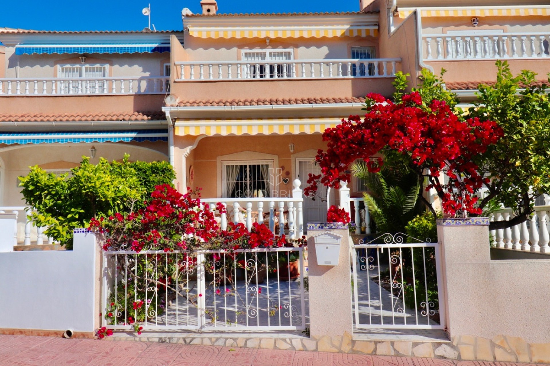 Resale ·  · Rojales · Doña Pepa