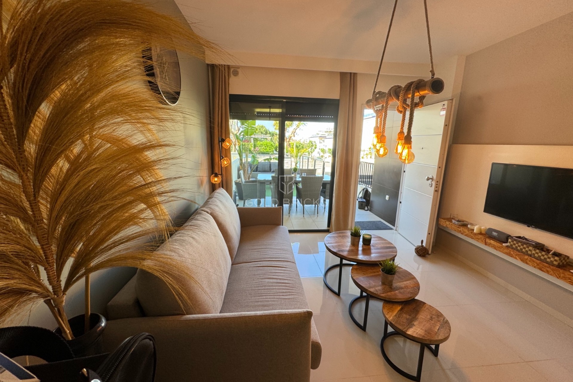 Resale · Stadthaus · Pilar de la Horadada · Mil Palmeras