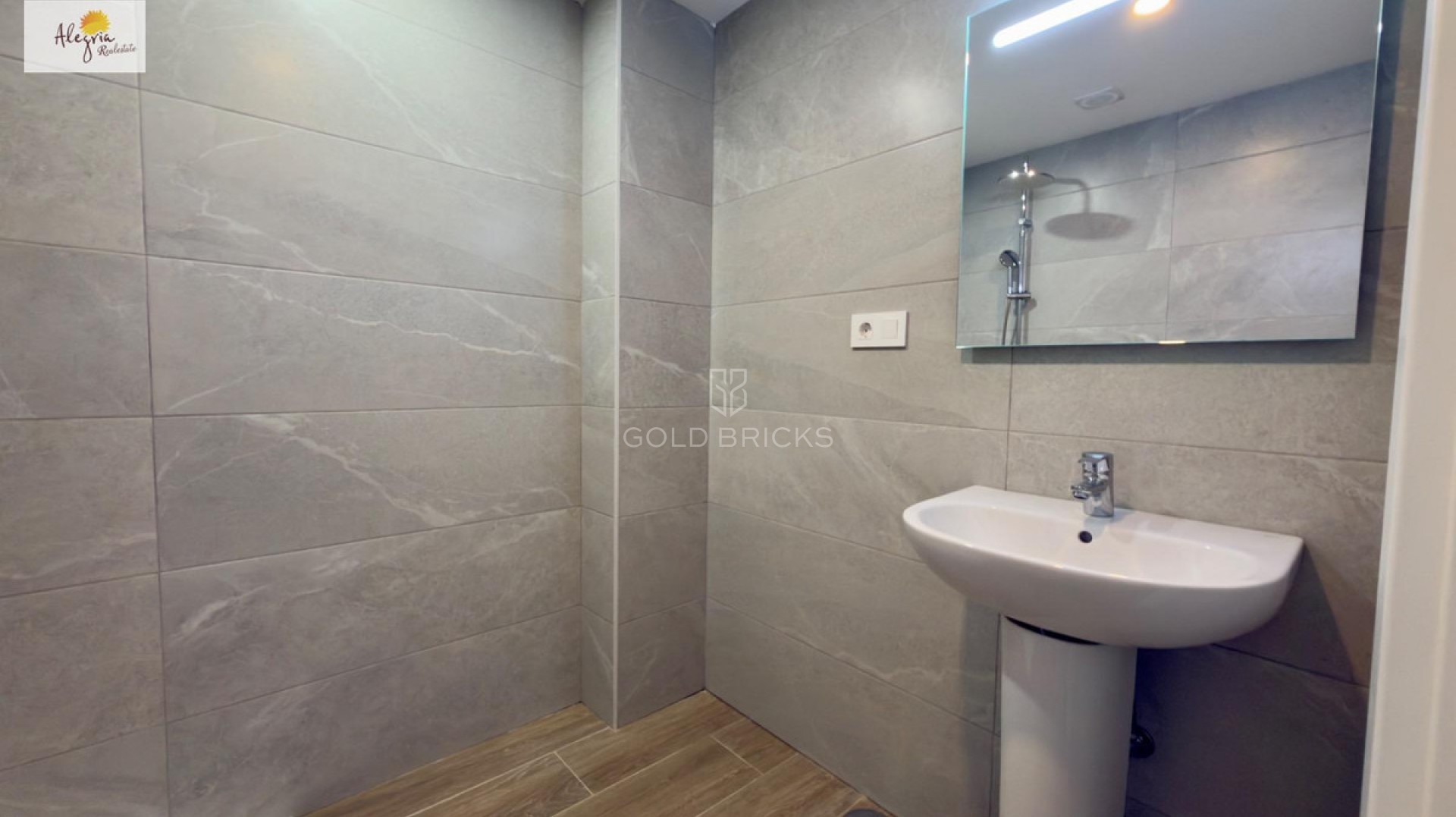  · Revente · Alicante · Alicante Centro