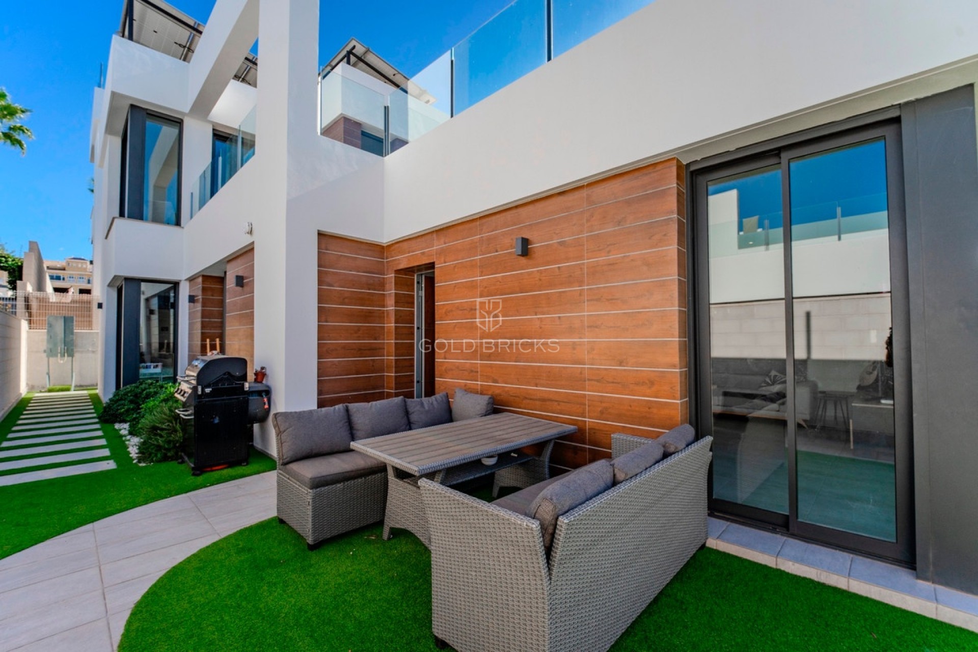 Revente ·  · Benijofar