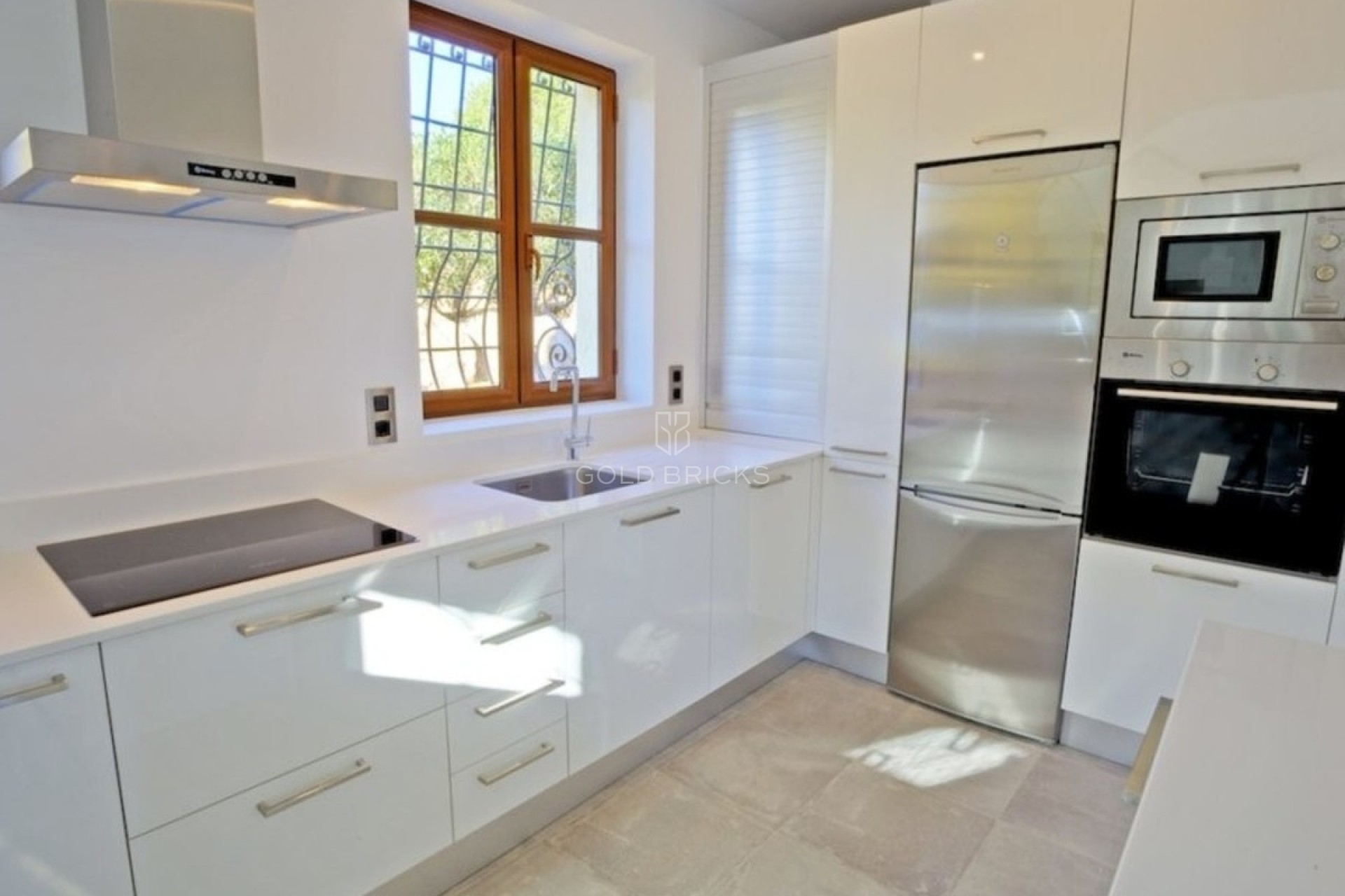 Revente ·  · Desert Springs