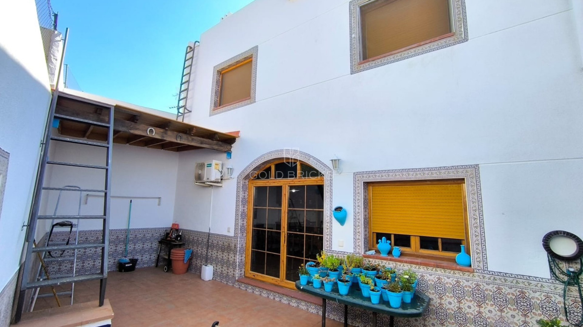  · Revente · Sax · Sax Centro