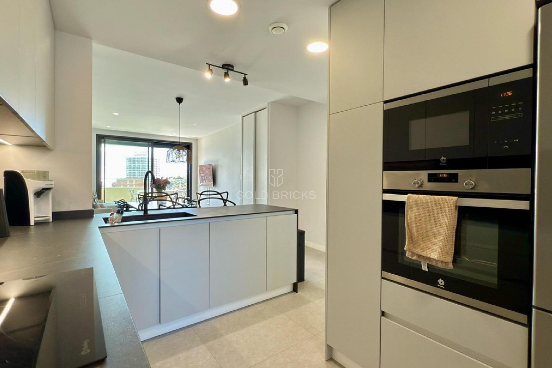 Sale · Apartment - Middle Floor Apartment · Finestrat