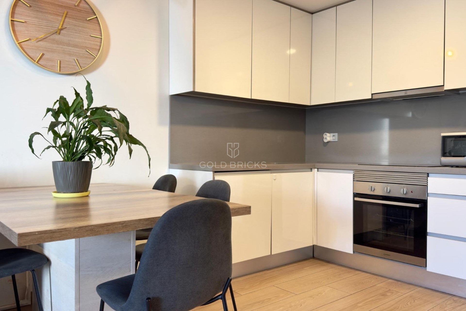 Sale · Apartment - Middle Floor Apartment · Finestrat