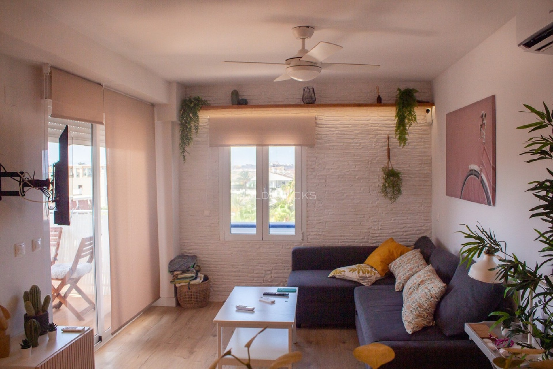 Sale · Apartment - Middle Floor Apartment · Torrevieja · La Mata