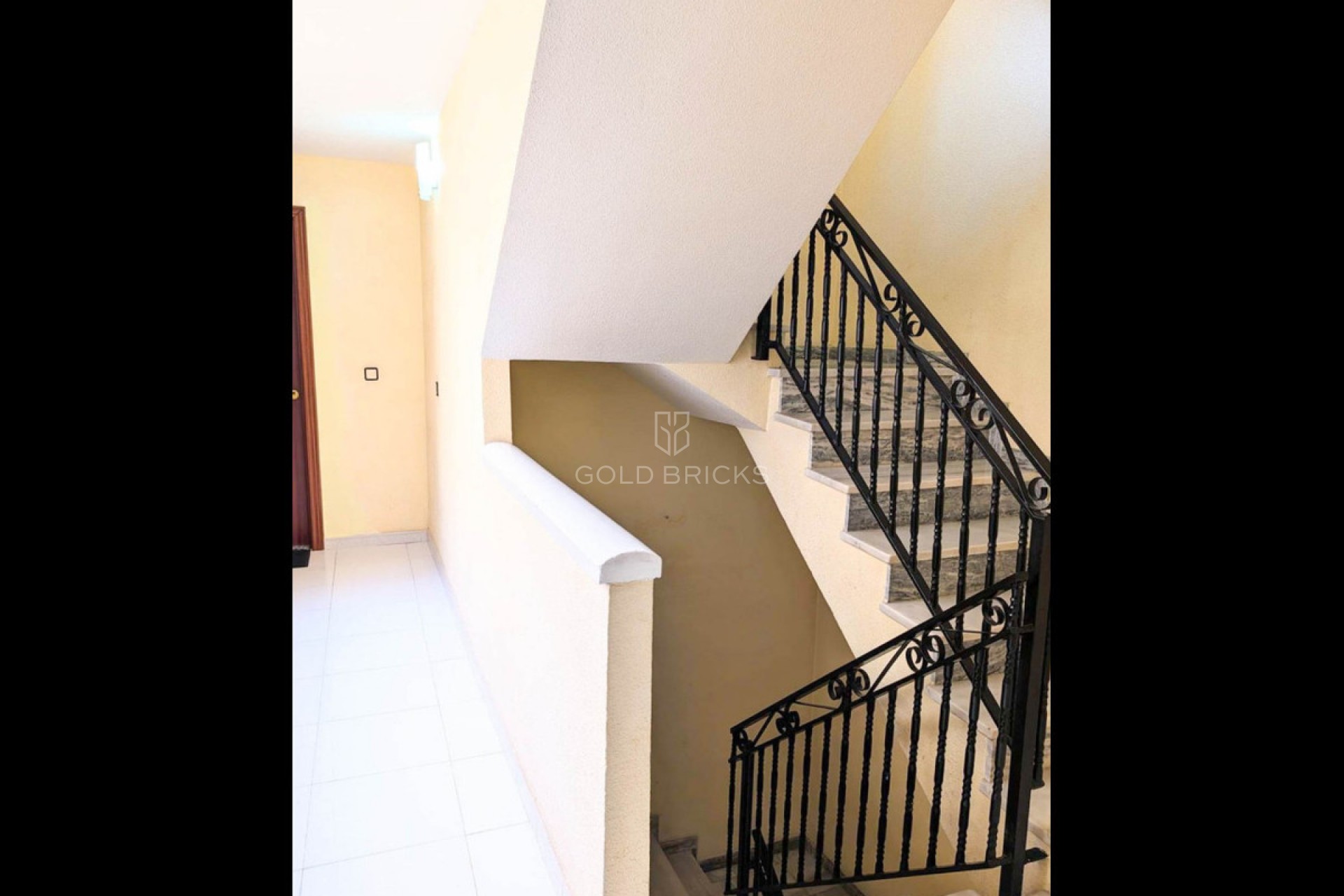 Sale · Apartment - Middle Floor Apartment · Torrevieja · Playa del Cura