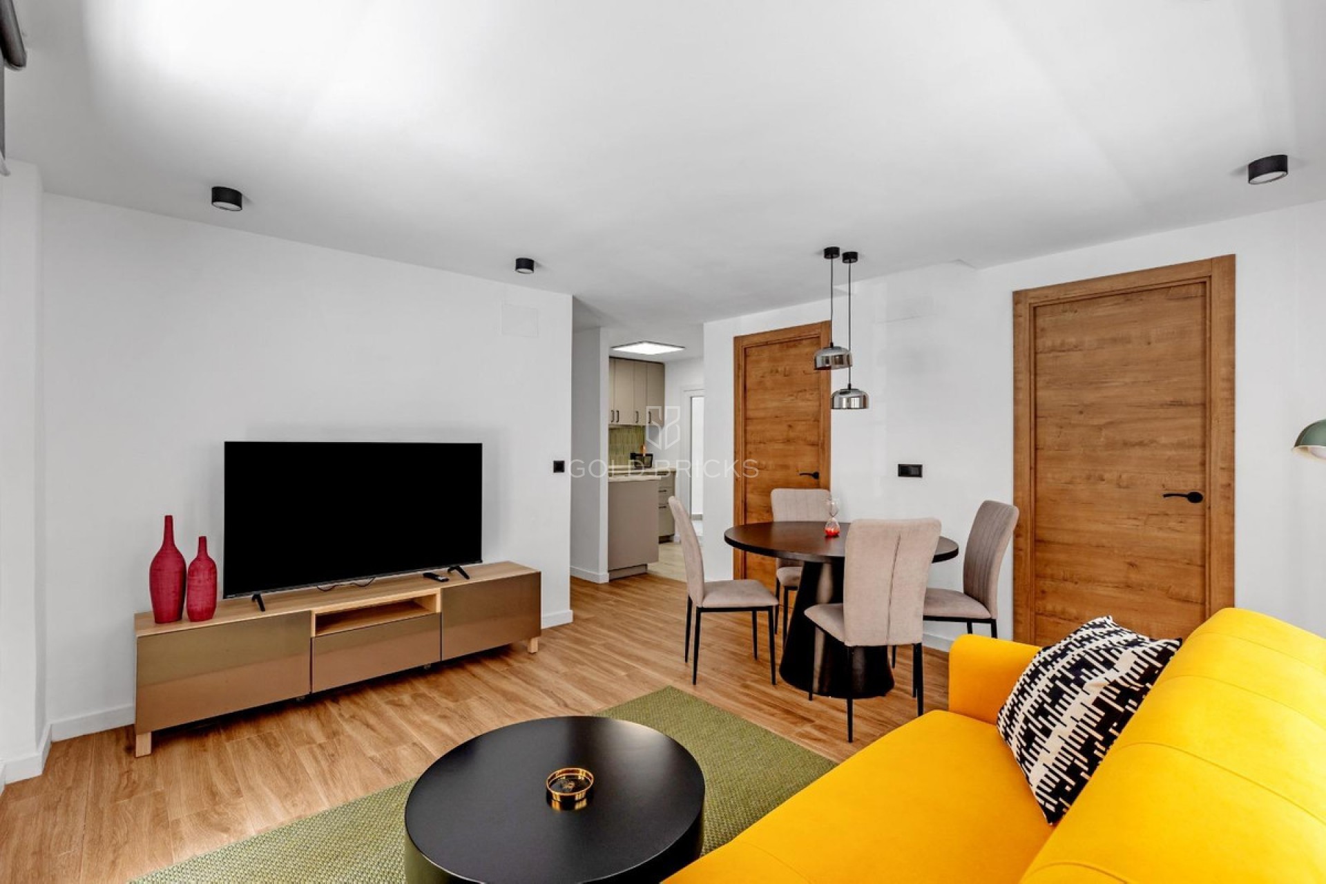 Sale · Apartment - Middle Floor Apartment · Torrevieja · Playa del Cura