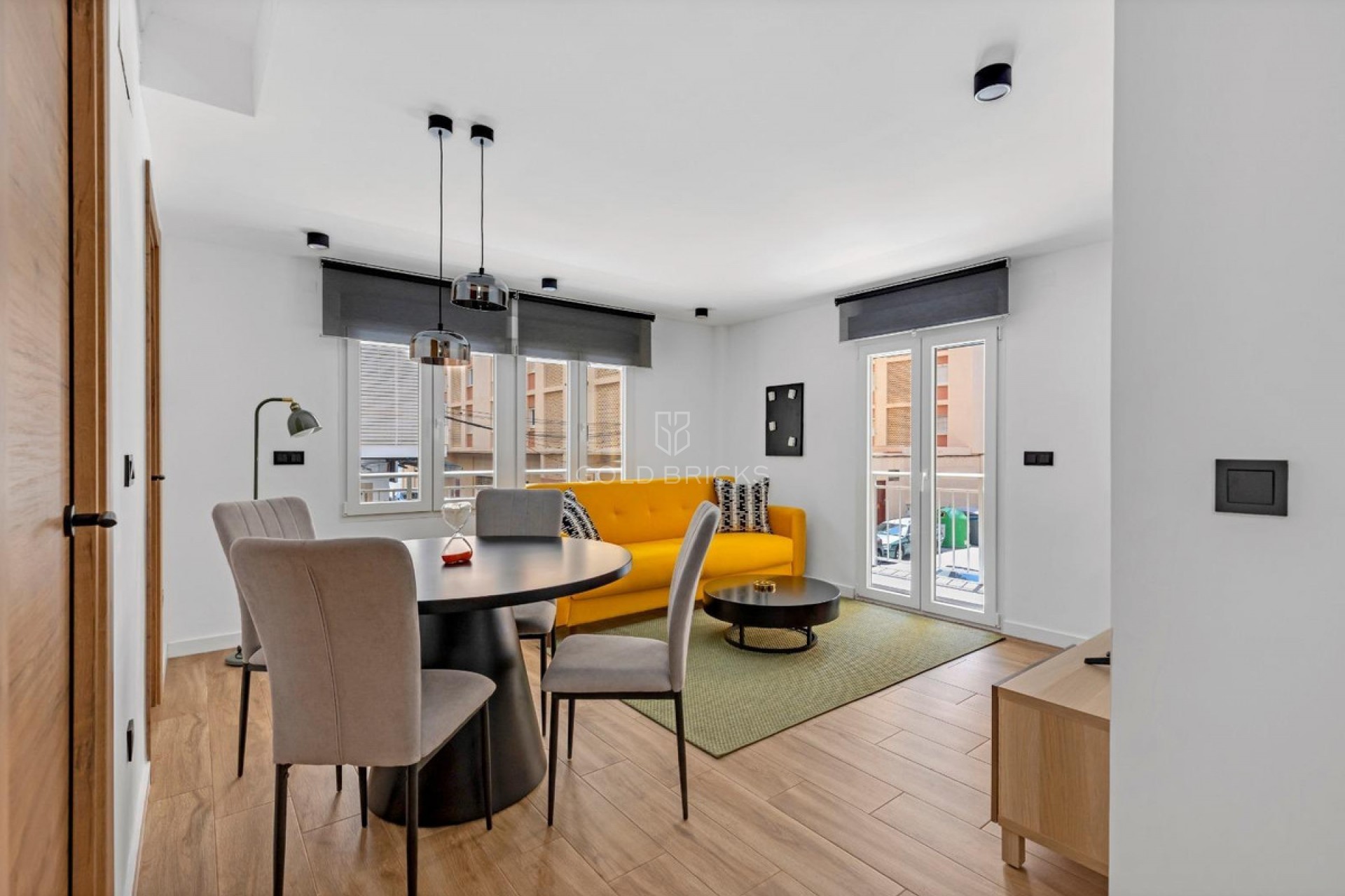 Sale · Apartment - Middle Floor Apartment · Torrevieja · Playa del Cura