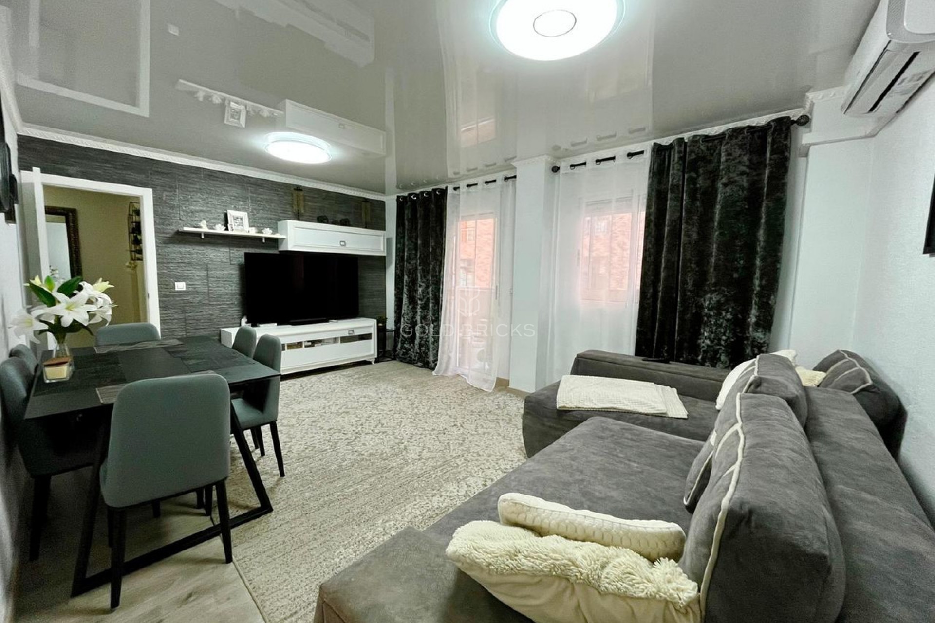 Sale · Apartment - Middle Floor Apartment · Torrevieja · Torrevieja Centro