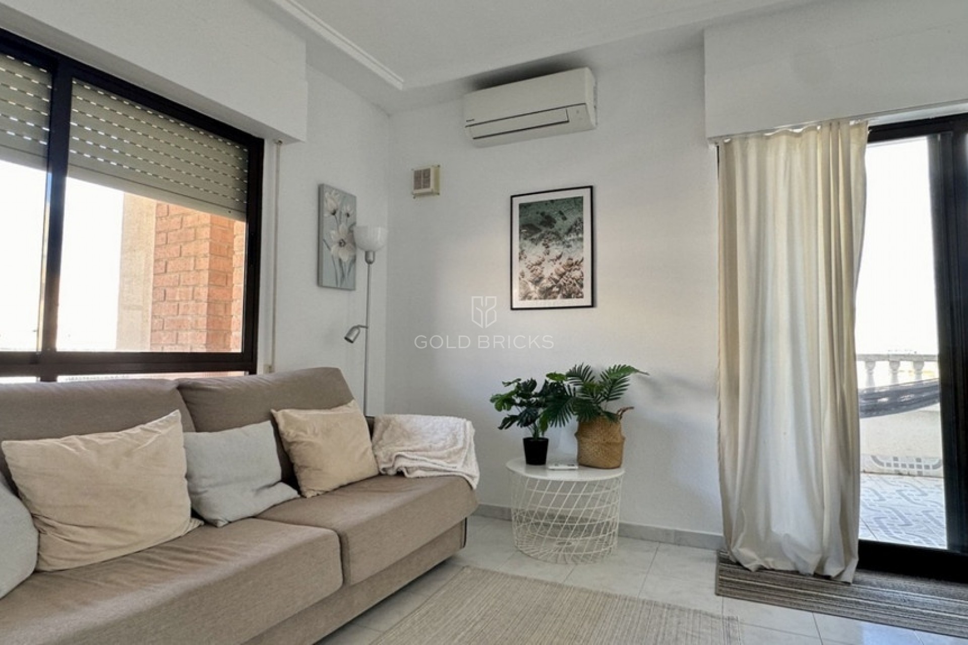 Sale · Apartment - Middle Floor Apartment · Torrevieja · Torrevieja Centro