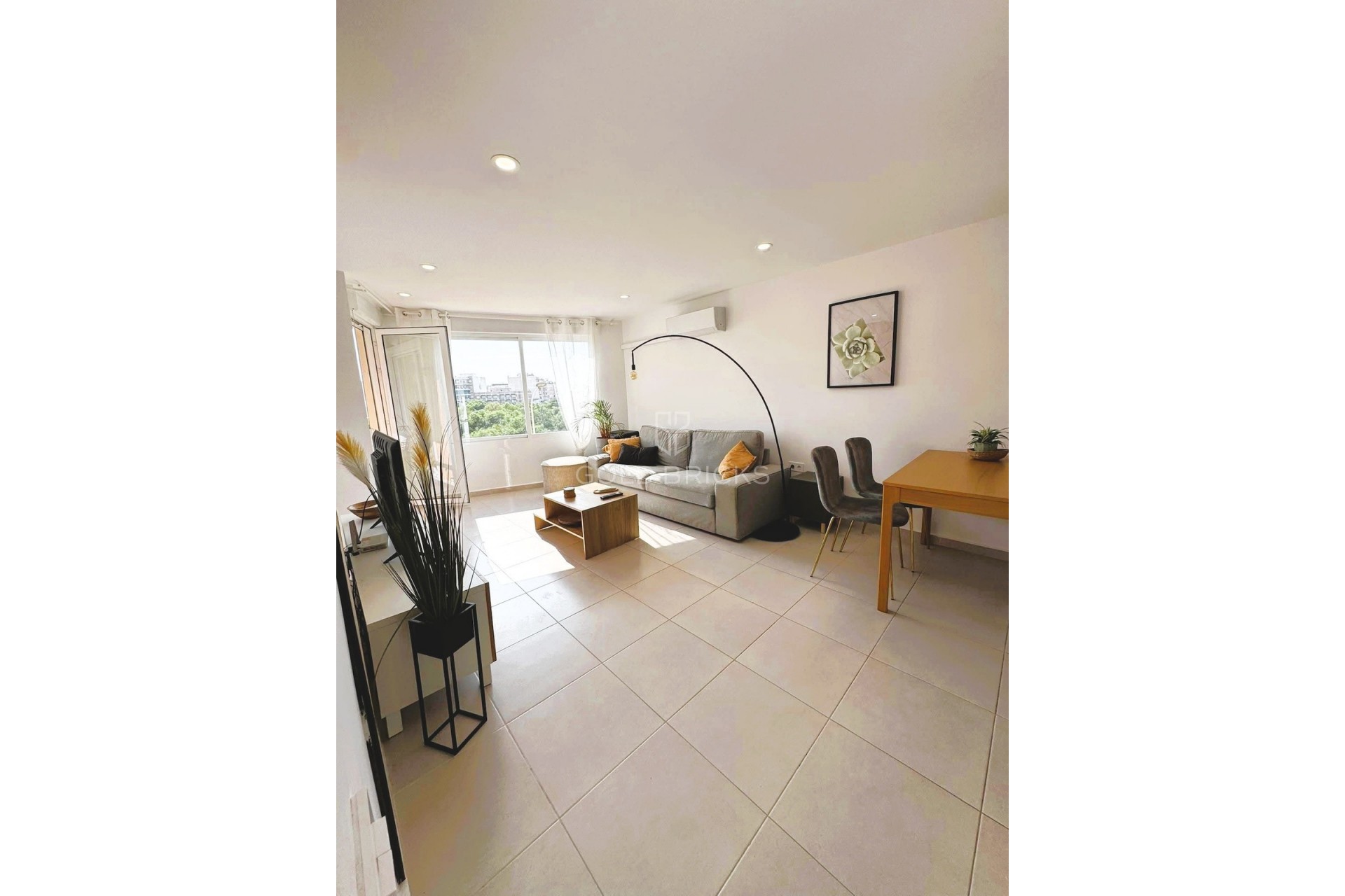 Sale · Apartment - Middle Floor Apartment · Torrevieja · Torrevieja Centro